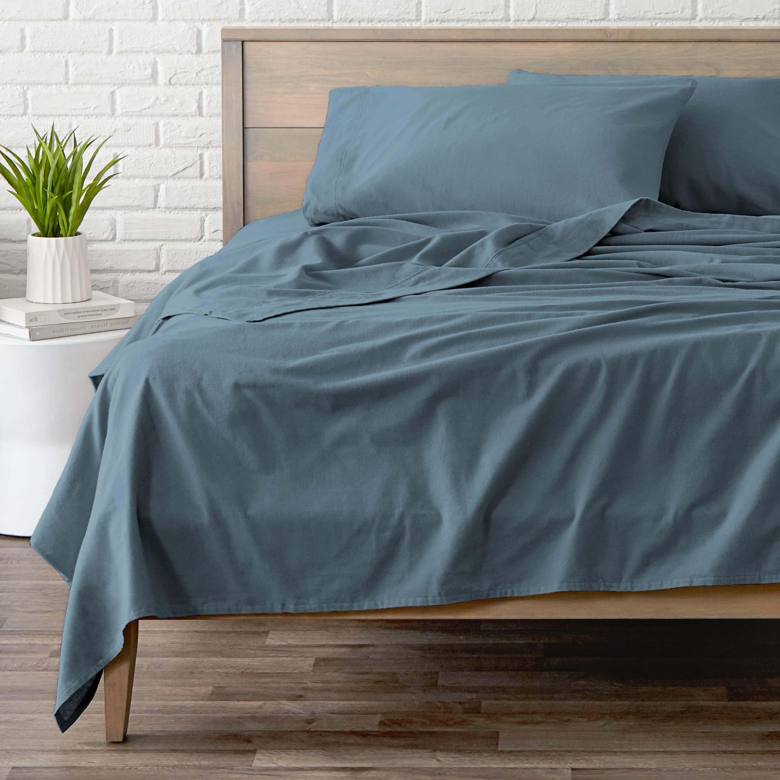 Bare HomeFlannel Sheet Set 100% Cotton, Velvety Soft Heavyweight - Double Brushed Flannel - Deep Pocket, 4 pieces(King, Coronet Blue)