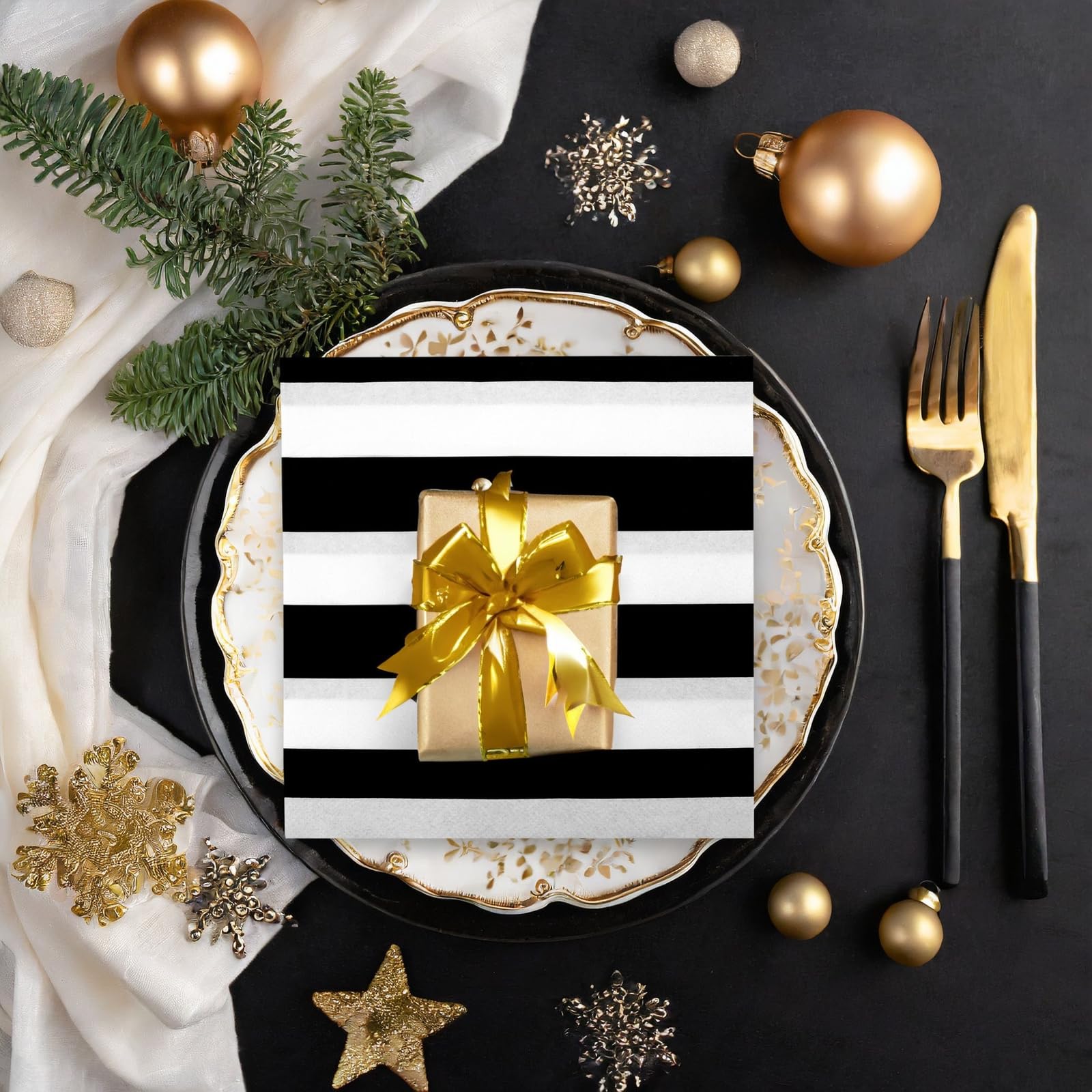 Image secondaire de Lot de 150 serviettes de table jetables en papier - Pour anniversaire d'enfant - 2 plis - Motif rayé noir et blanc - Dépliées -
