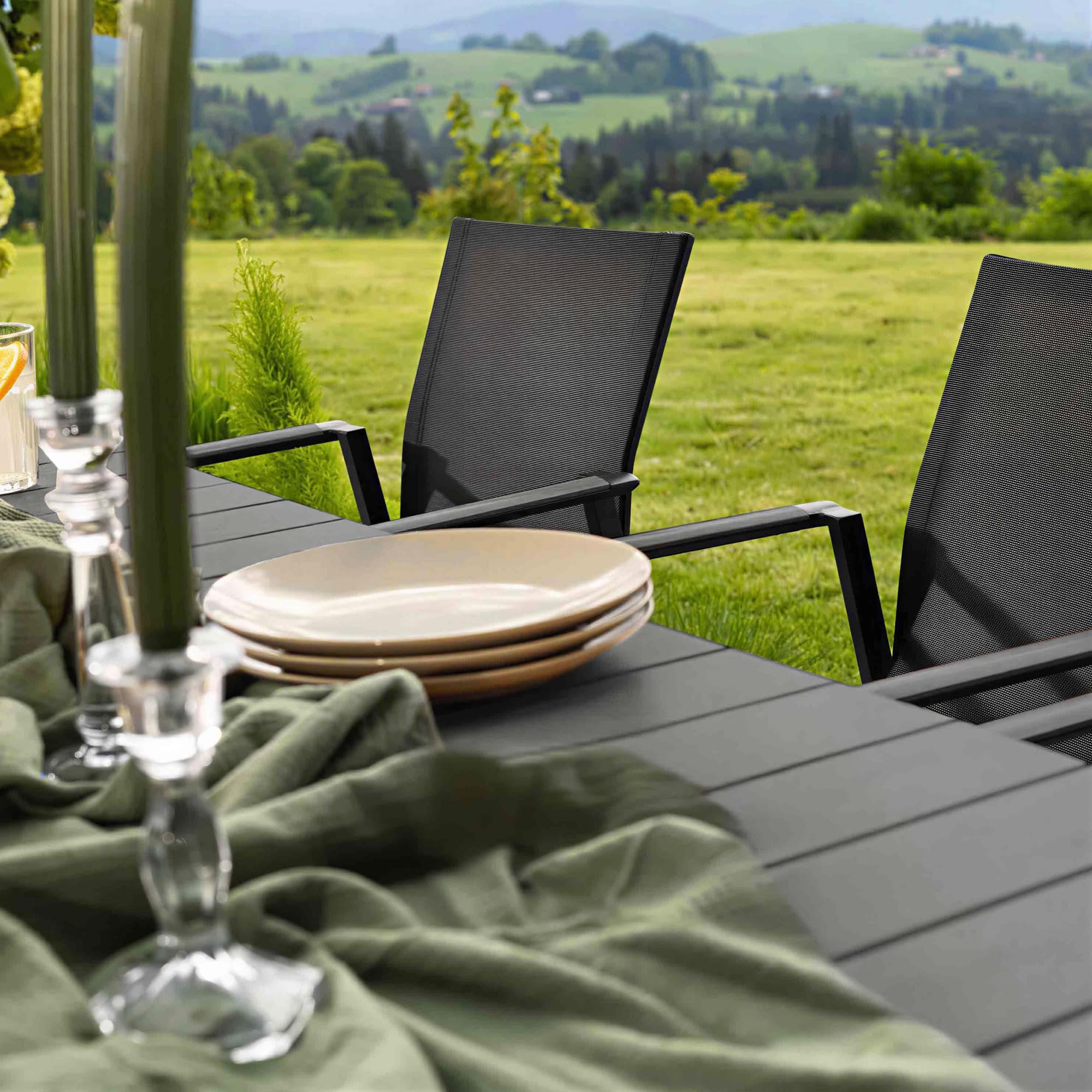 di volio Gartenmöbel MIRANNO, ausziehbarer Gartentisch mit stapelbaren Stühlen - Set, langlebige Essgruppe für 6-8 Personen, robust & wetterfest (Grau, 8-Sitzer)