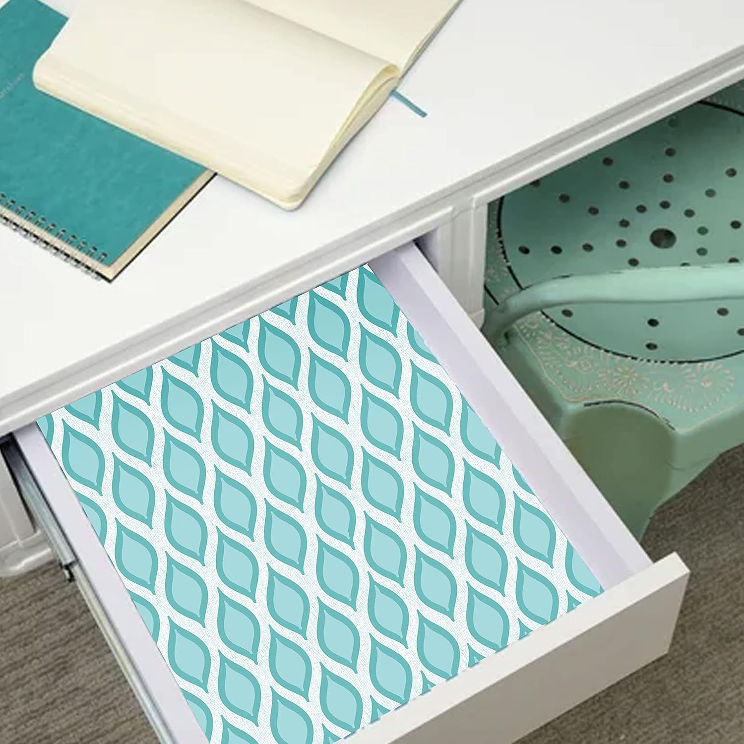 24 Sheets Non Slip Drawer Liners Cotton Scent Paper Shelf Cover Decor 18" X 24"