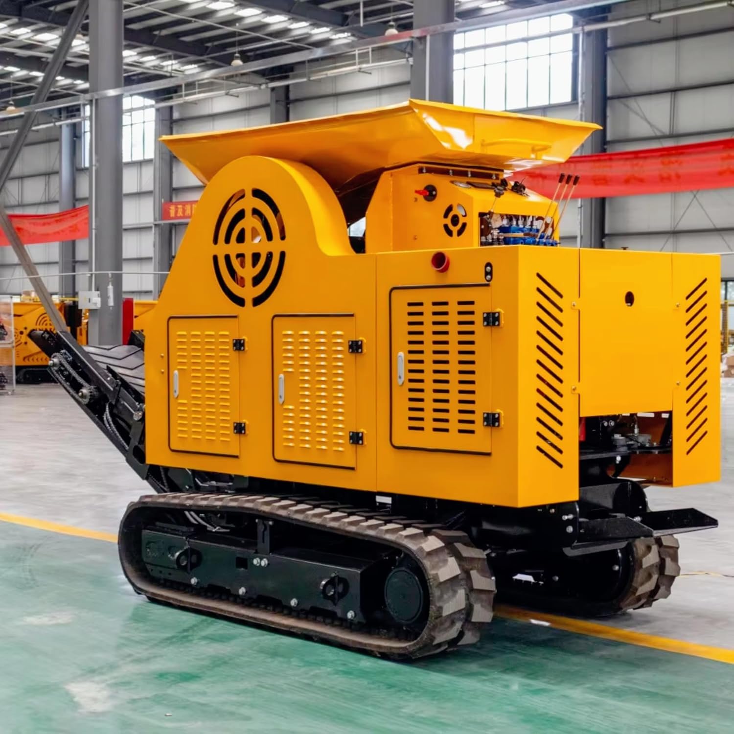 Compact Mini Tracked Mobile Crusher Plant, Portable Rock & Stone Crushing Machine, Mobile Concrete Recycling & Aggregate Crusher for Quarry Mining, Road & Infrastructure Construction