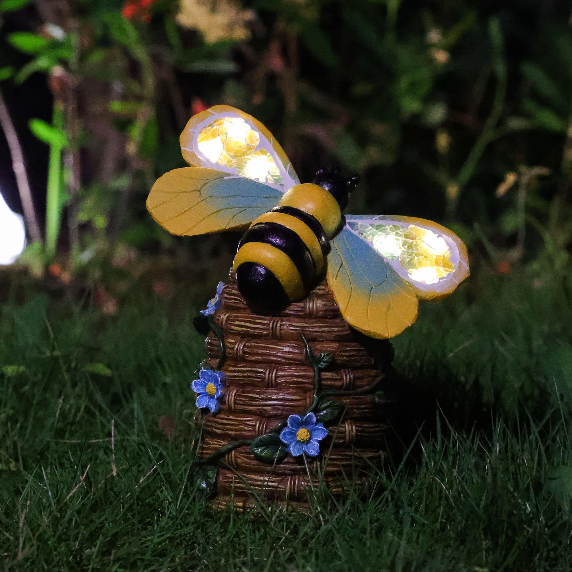Estatua de jardín de abejas solares para exteriores, figura de abejorro con luz solar para patio, balcón, patio, adorno de césped, regalo perfecto para el jardín