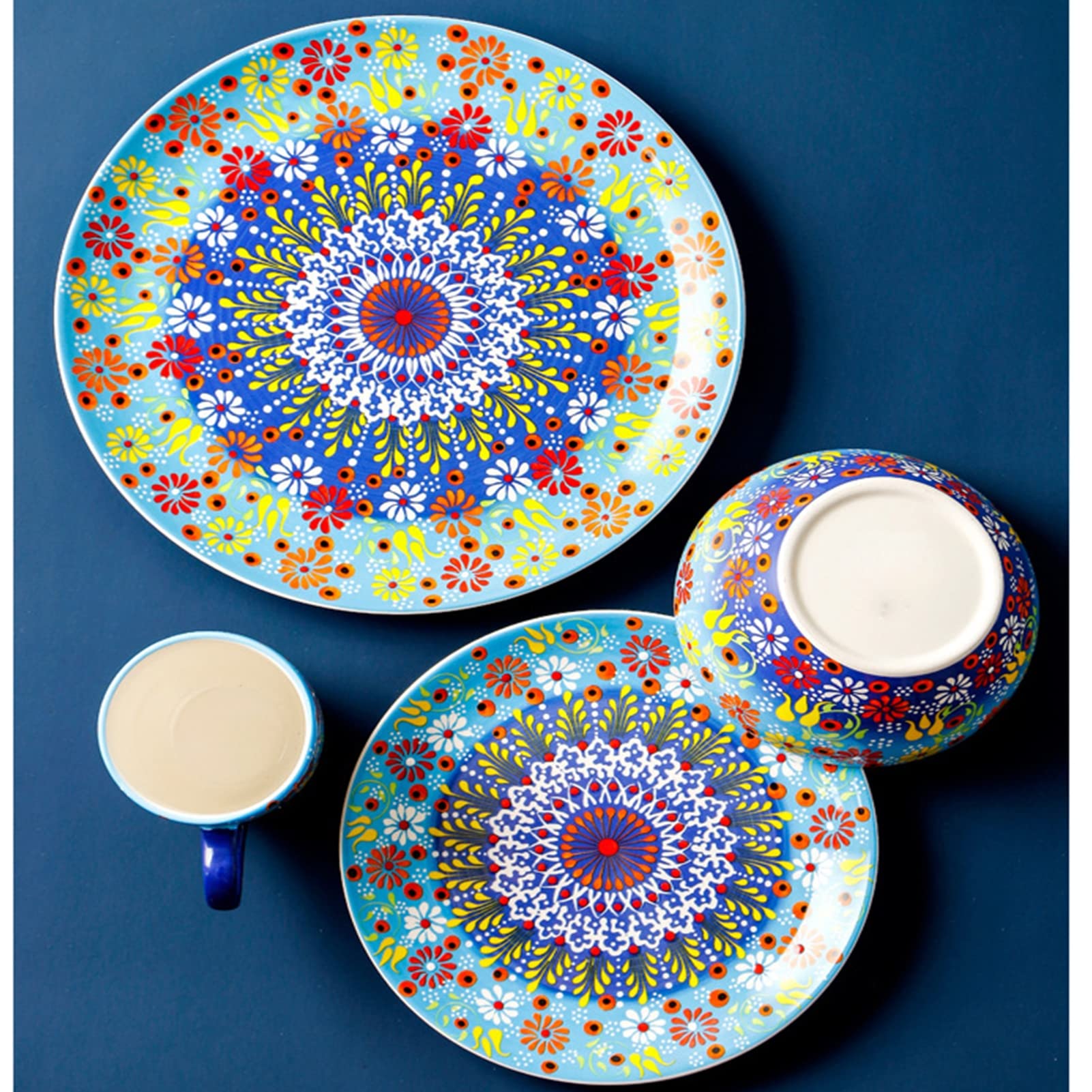 16 sztuk kompletnych naczyń ceramicznych z 4 filiżankami/4 miskami/4 talerzami deserowymi/4 talerzami obiadowymi, zestaw porcelanowych naczyń dla 4 osób, zestawy obiadowe kombinowane