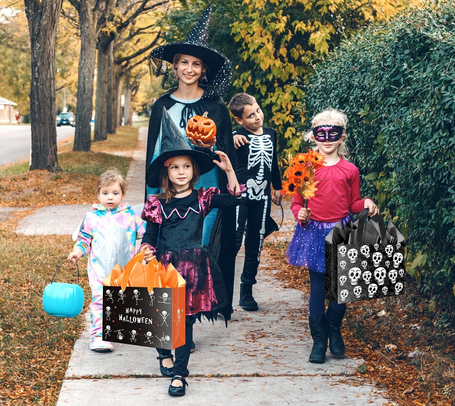 JWSCYSY 2Pack 12.6" Skull Gift Bag with Card and Tissue Paper, Happy Halloween Paper Bags for Men Women Party Favor (Black) - Image 4