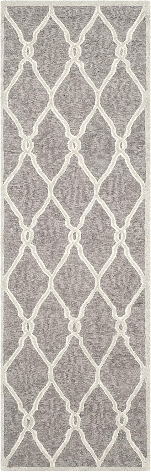 SAFAVIEH Cambridge Collection Runner Rug - 2'6" x 6', Dark Grey & Ivory, Handmade Moroccan Wool, Ideal for High Traffic Areas in Living Room, Bedroom (CAM352D)