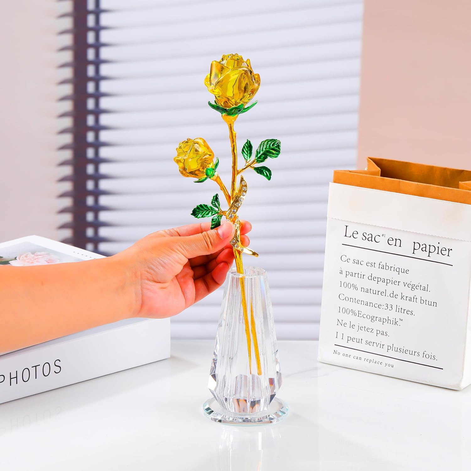 Rose Flower Crystal Figurine with Vase - Yellow Bouquet Flowers Ornament Gifts for Wife Girlfriend Women - Handmade Crystal Flower Collectible Home Table Decor ​for Valentine Day Wedding Anniversary