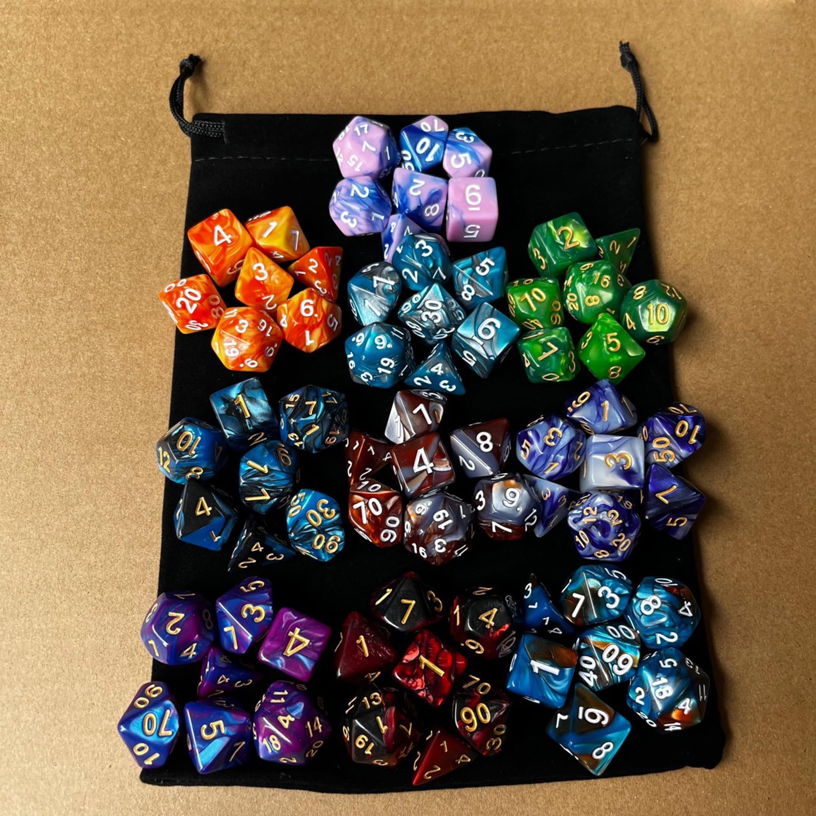 70 dadi poliedrici multilato in acrilico, 10 colori, adatti per giochi di ruolo