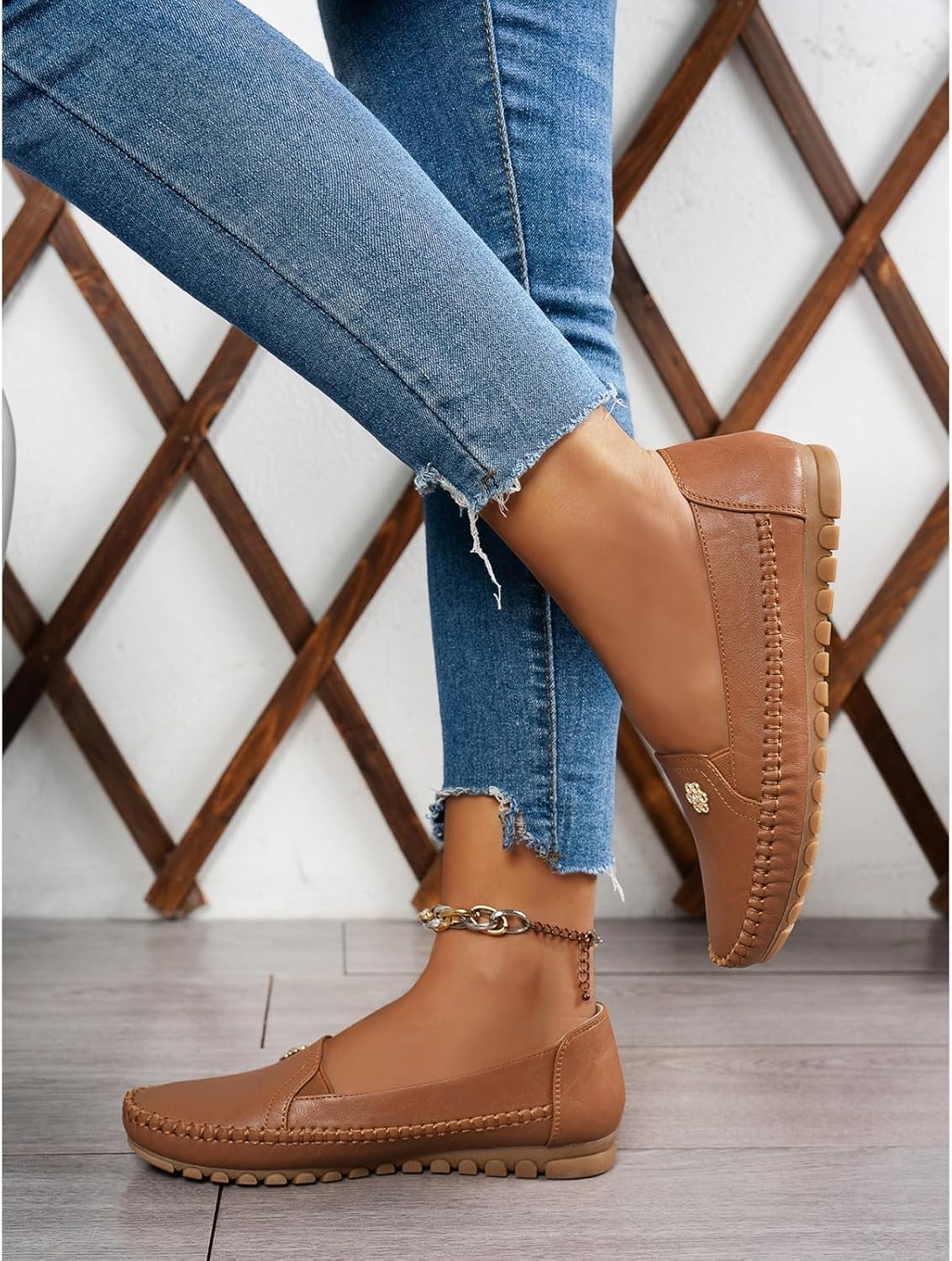 Orthopedic Shoes for Women Leather Loafers Women Casual Slip-On Flats Comfort Walking Shoes Fashion Lightweight Outdoor Business Stitched Loafers with Flower 2026 - Image 3