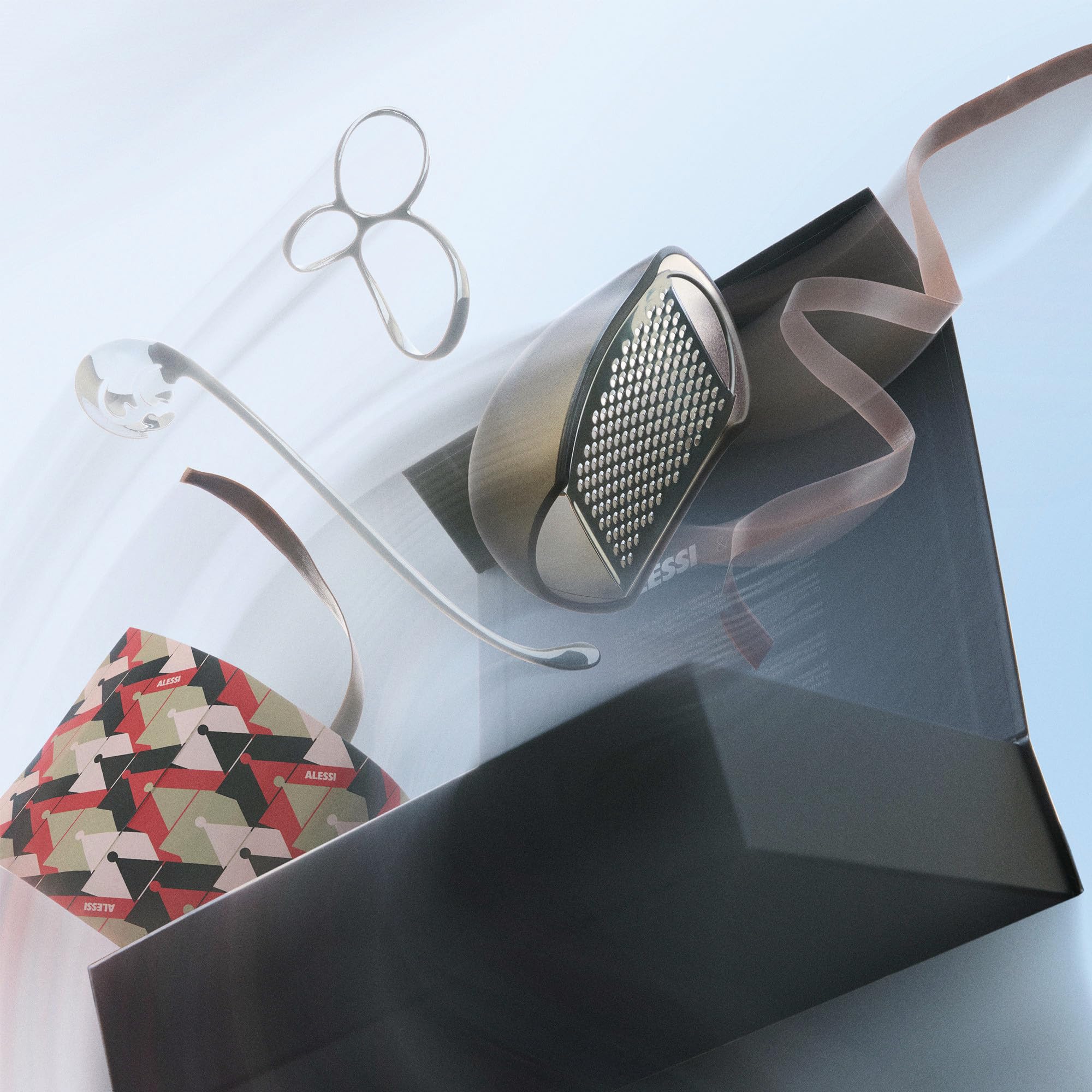 Alessi - MMI31SET - Set Composé d'un Dégustateur de Pâtes, d'un Distributeur de Spaghetti et d'une Râpe, en Acier Inoxydable 18-10 et Résine Thermoplastique, Multicolore