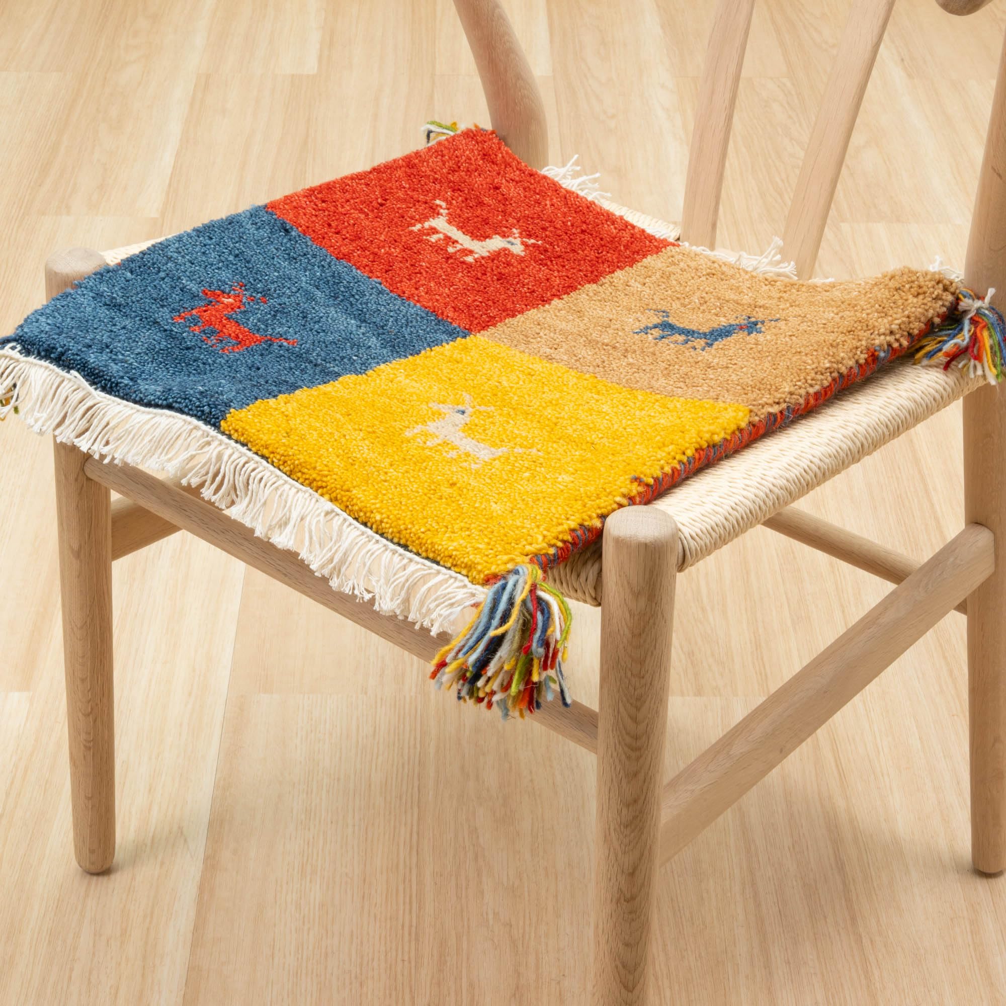 Amazon.co.jp: Rugmart ギャッベ ラグ 座布団 チェアパッド 40x40cm