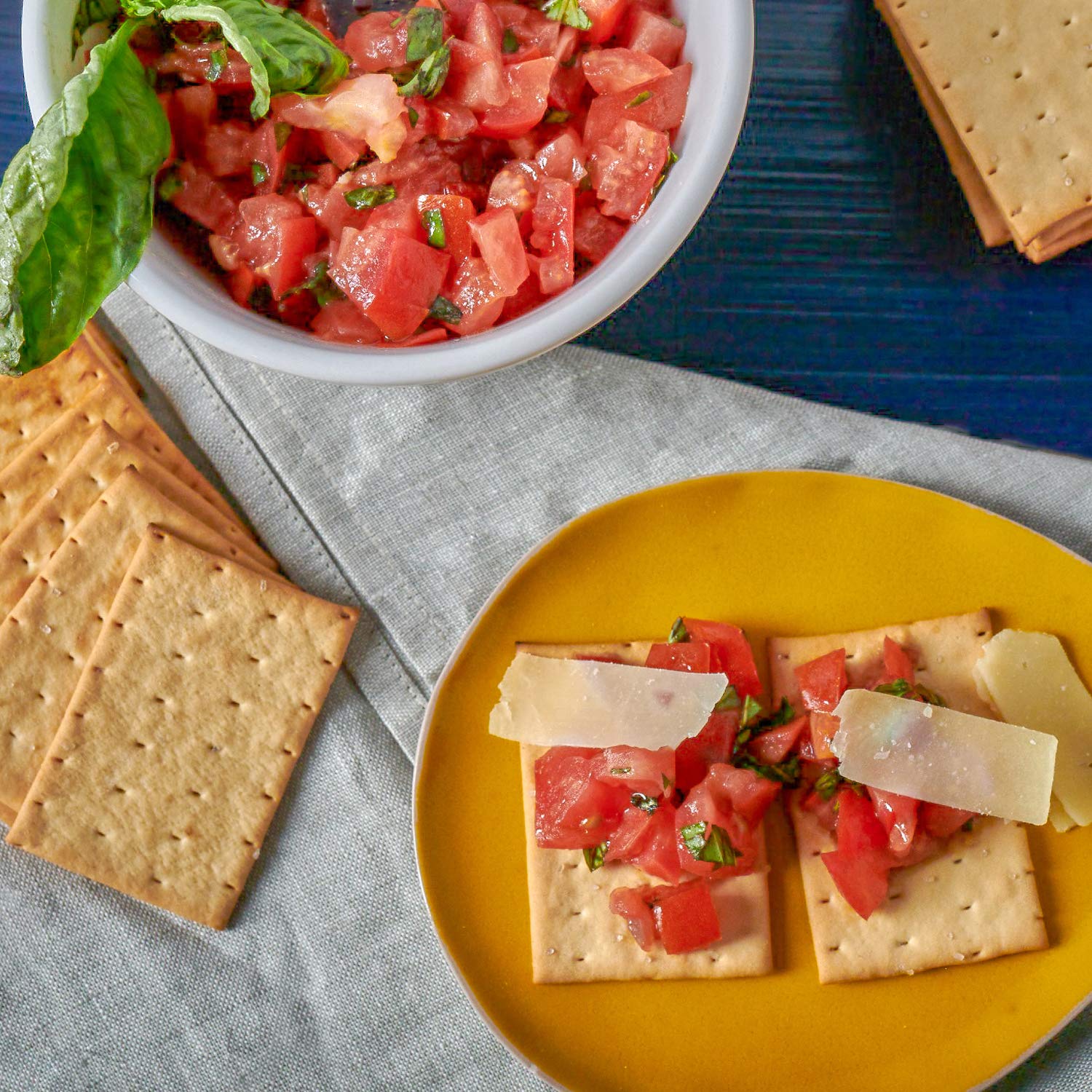 Partners Single Serve Hors d'Oeuvre Crackers, Olive Oil & Sea Salt, 5 Crackers Per Pack, 0.9 Ounce (Pack of 40), Made with Real Ingredients, Non-GMO, Kosher