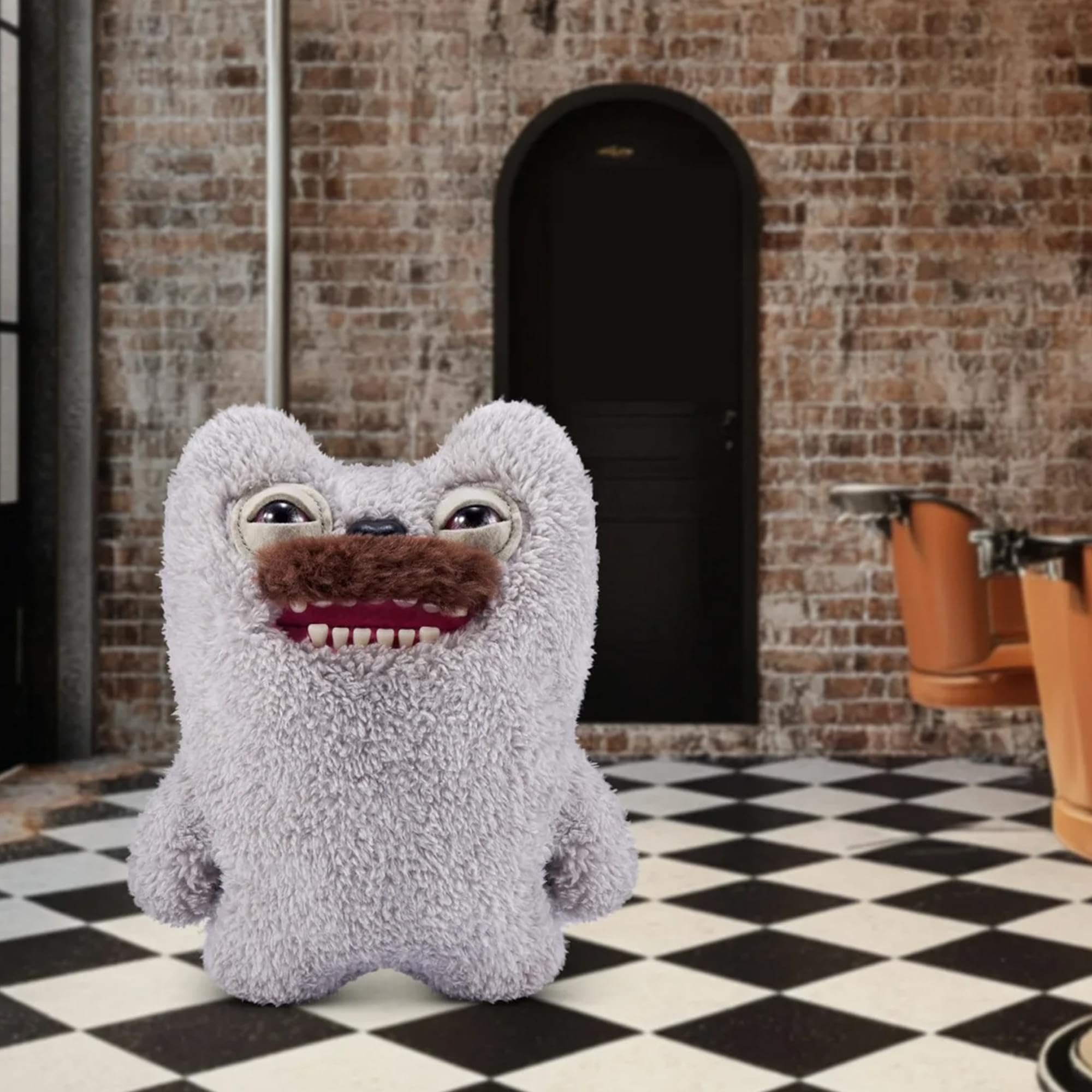 Amazon.co.jp: ZURU Fugglers Hairy Fuggs - 面白いアグリーモンスター