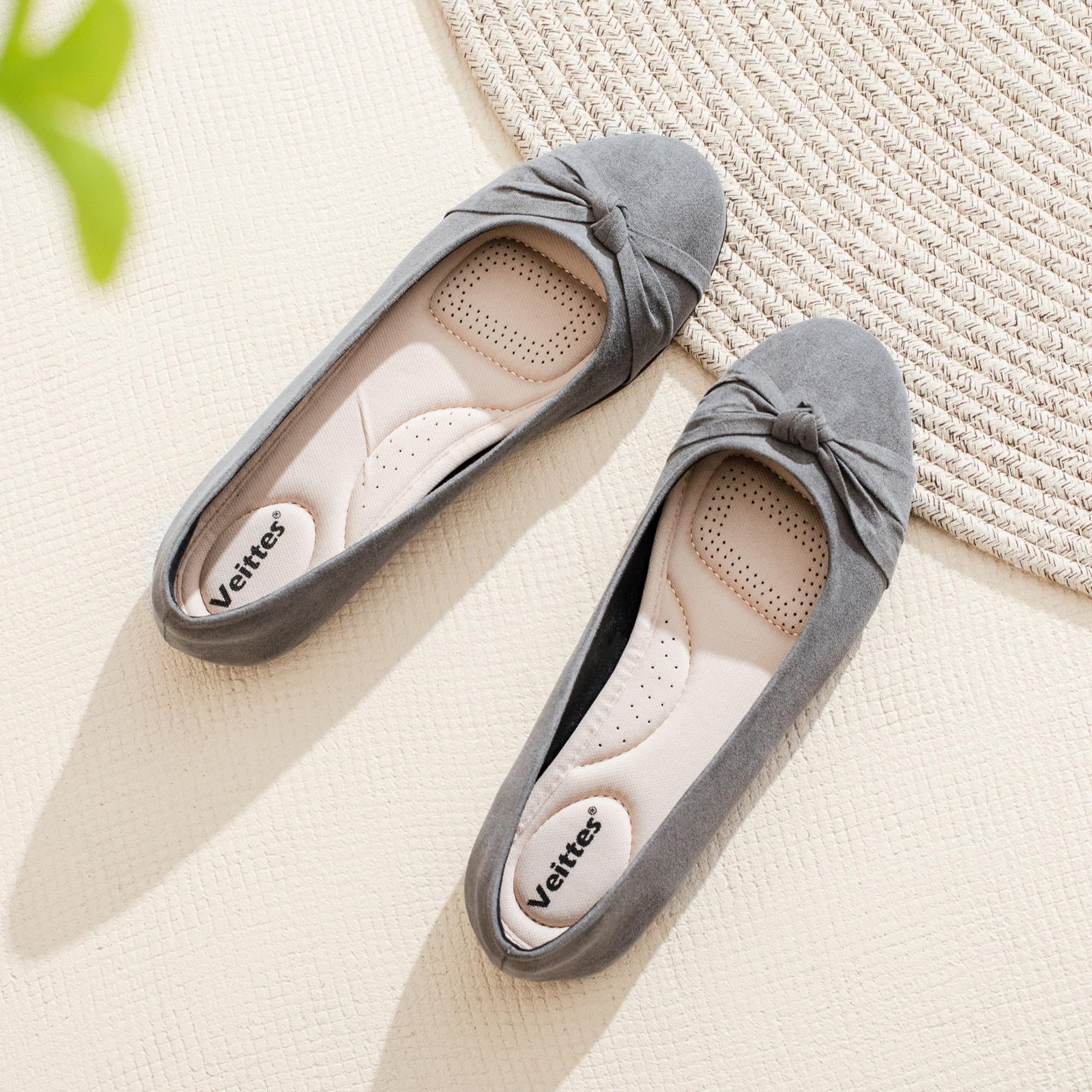 Veittes Womens Wide Width Flat Shoes Casual Office Round Toe