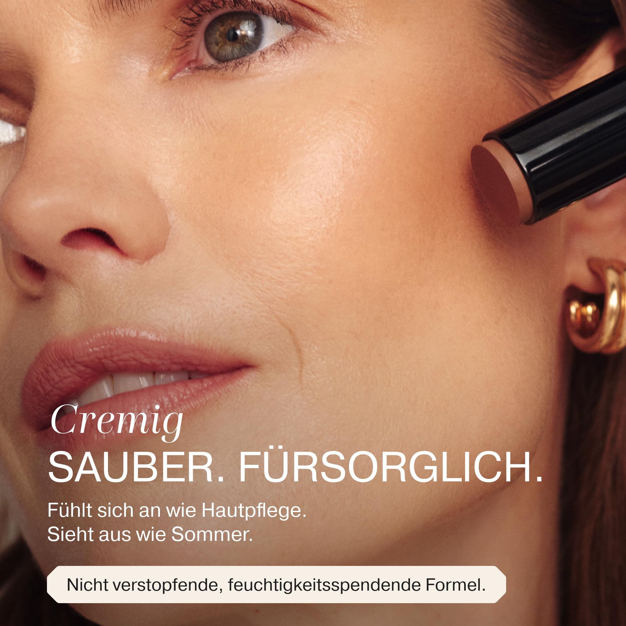 MERODA® Soft Tan Bronzer Stick [CREMIGE TEXTUR] - Bronzerstift Streifenfrei & Leicht zu Verblenden - Make Up Bronzingstick mit 24 Stunden Halt & Feuchtigkeit - Für Natürlichen Glow & Bräunungseffekt