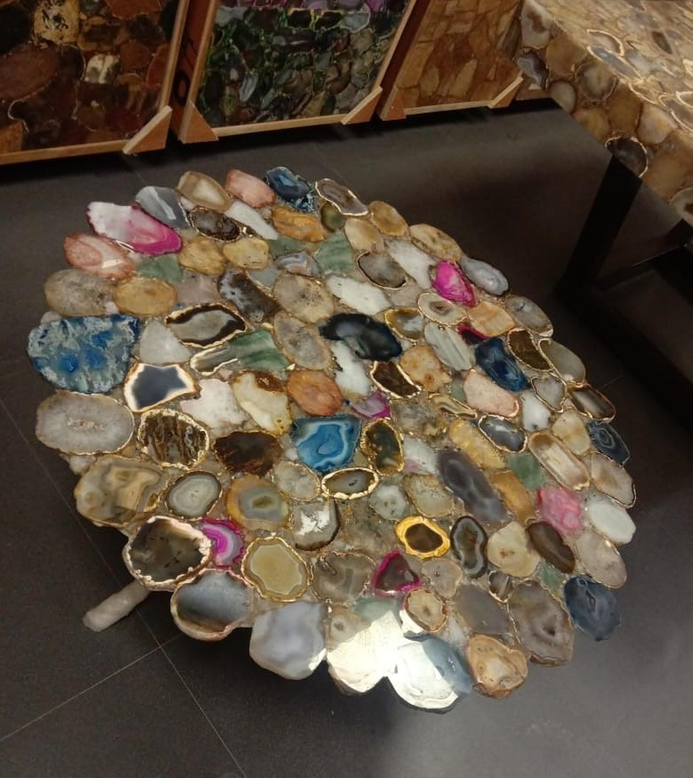 Dessus de table d'intérieur en agate pour remplacer un plateau rayé