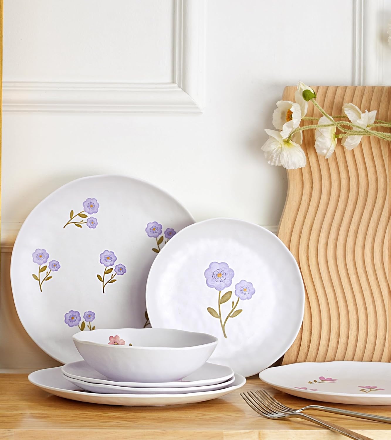 12-Piece Melamine Dinnerware Set, Unbreakable Plates and Bowls Set for Outdoor, Camping, Picnic, Party, Service for 4 Shatterproof & Lightweight Floral Dining Dishes Set Blue, Purple, Red, Pink