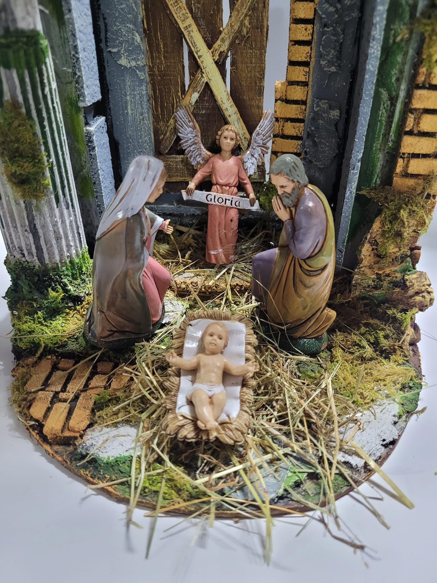 Mini-Tempel Krippe Durchmesser 20 cm Höhe 40 cm Holz und Kork mit oder ohne Geburt 4 Schäfte 10 cm Kunststoff geeignet für Glasglocke