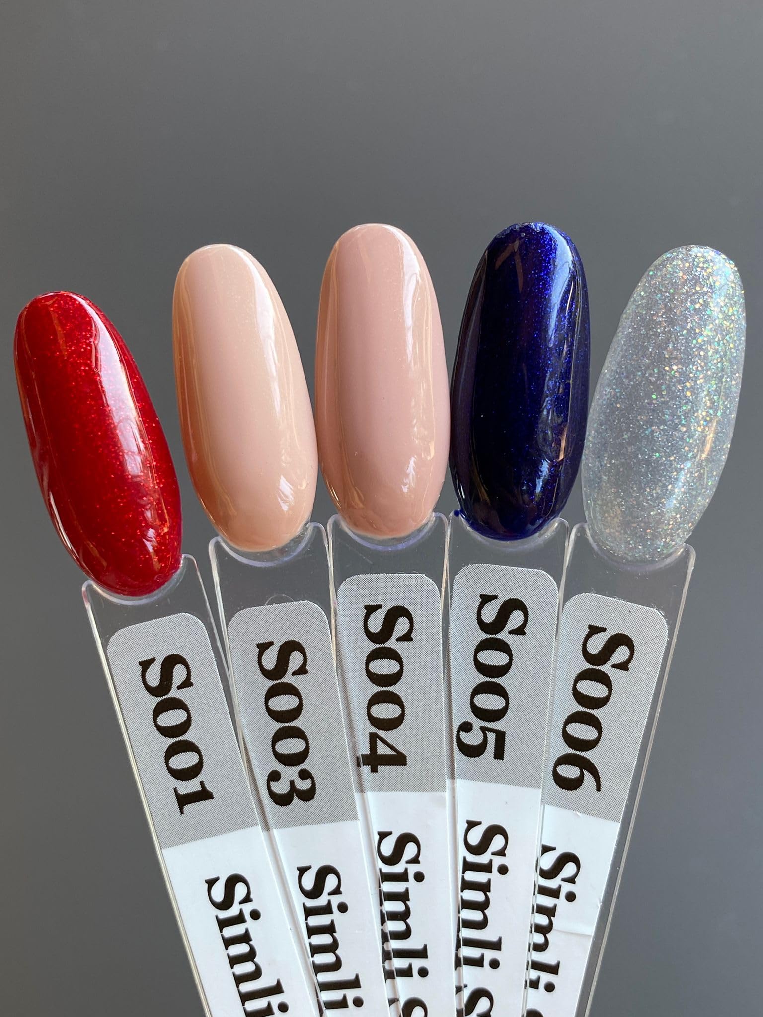 MOMO professional Kalıcı Oje S001 Simli Koyu Kırmızı 4 ml