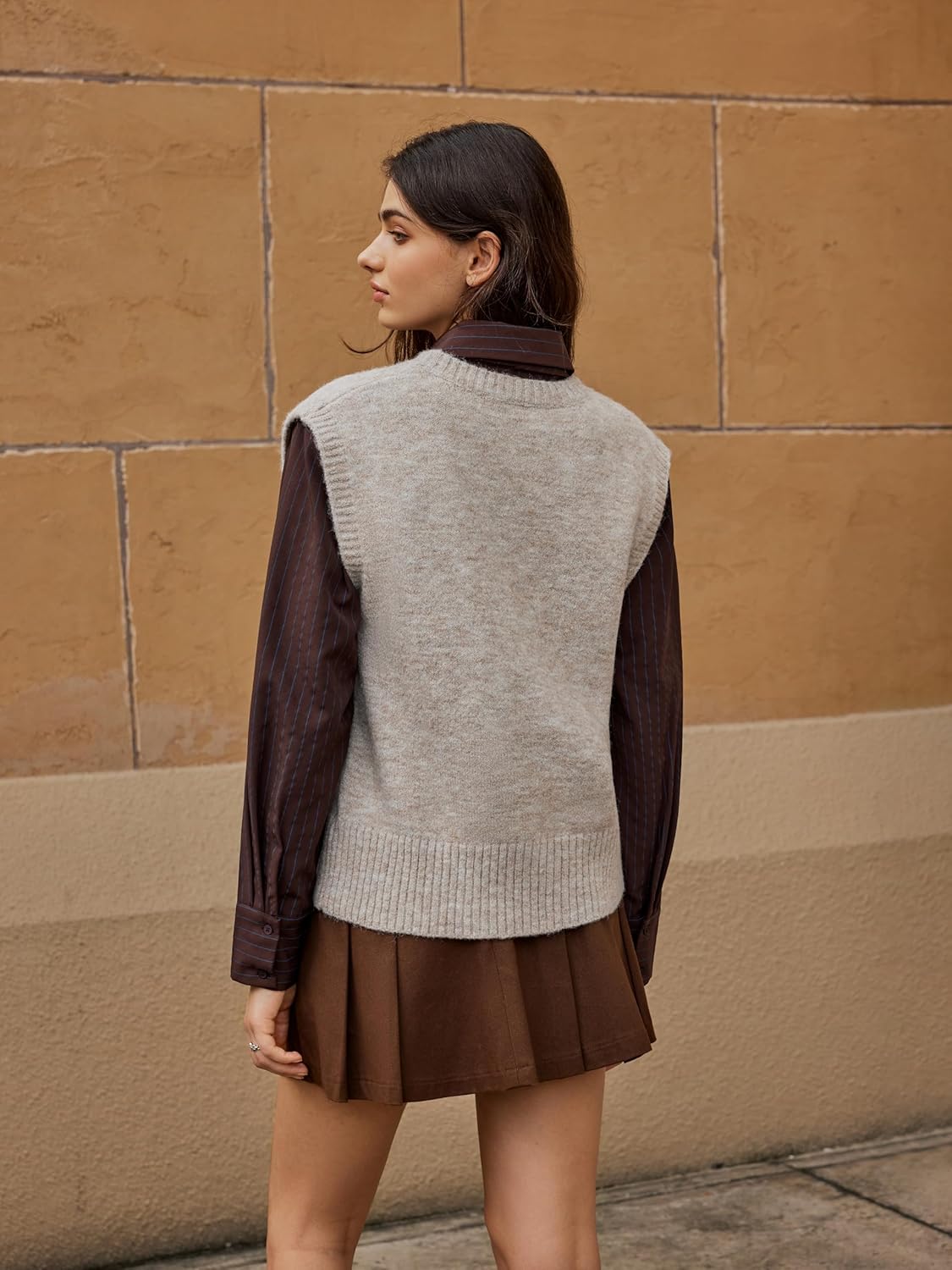 CIDER Women’s Sweater Vest Knit Sleeveless Pear Cute Graphic Sweater Vest Tank Top Fall Outfits - Image 5