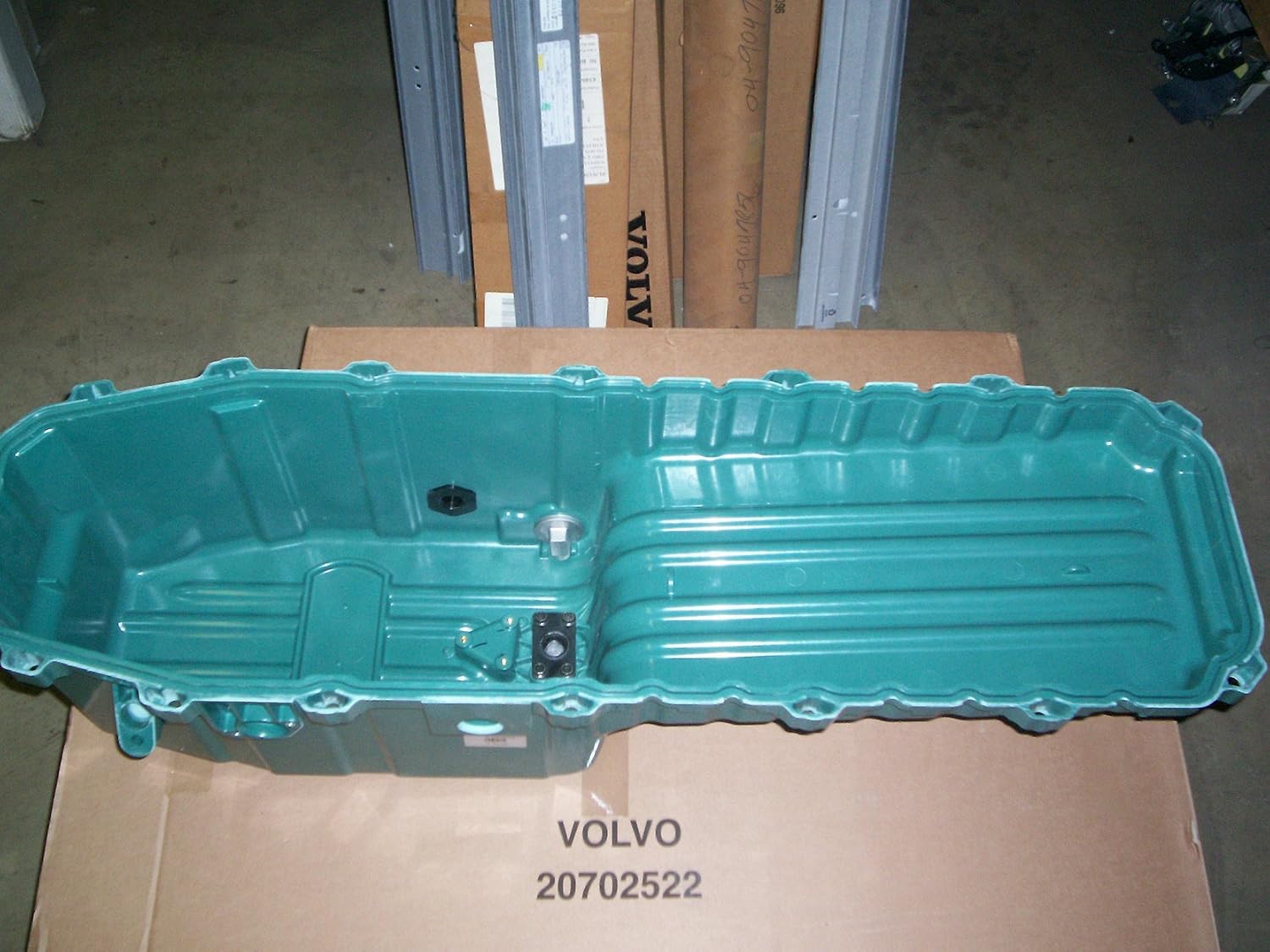 Volvo Truck 20702522 Oil Pan
