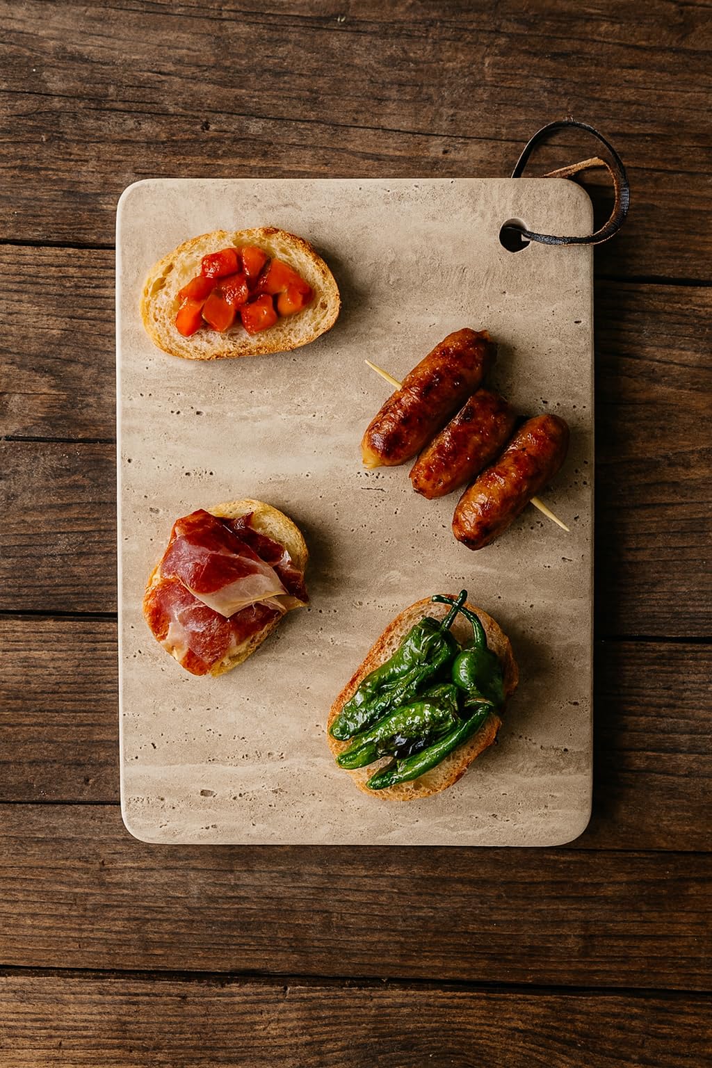 Planche à Découper en Travertin Naturel 30 x 20 cm | Élégante, Artisanale et Solide | Idéale pour Fromages, Charcuterie, Sushi, Antipasti | Made in Italy - Kalu Creations – FILO