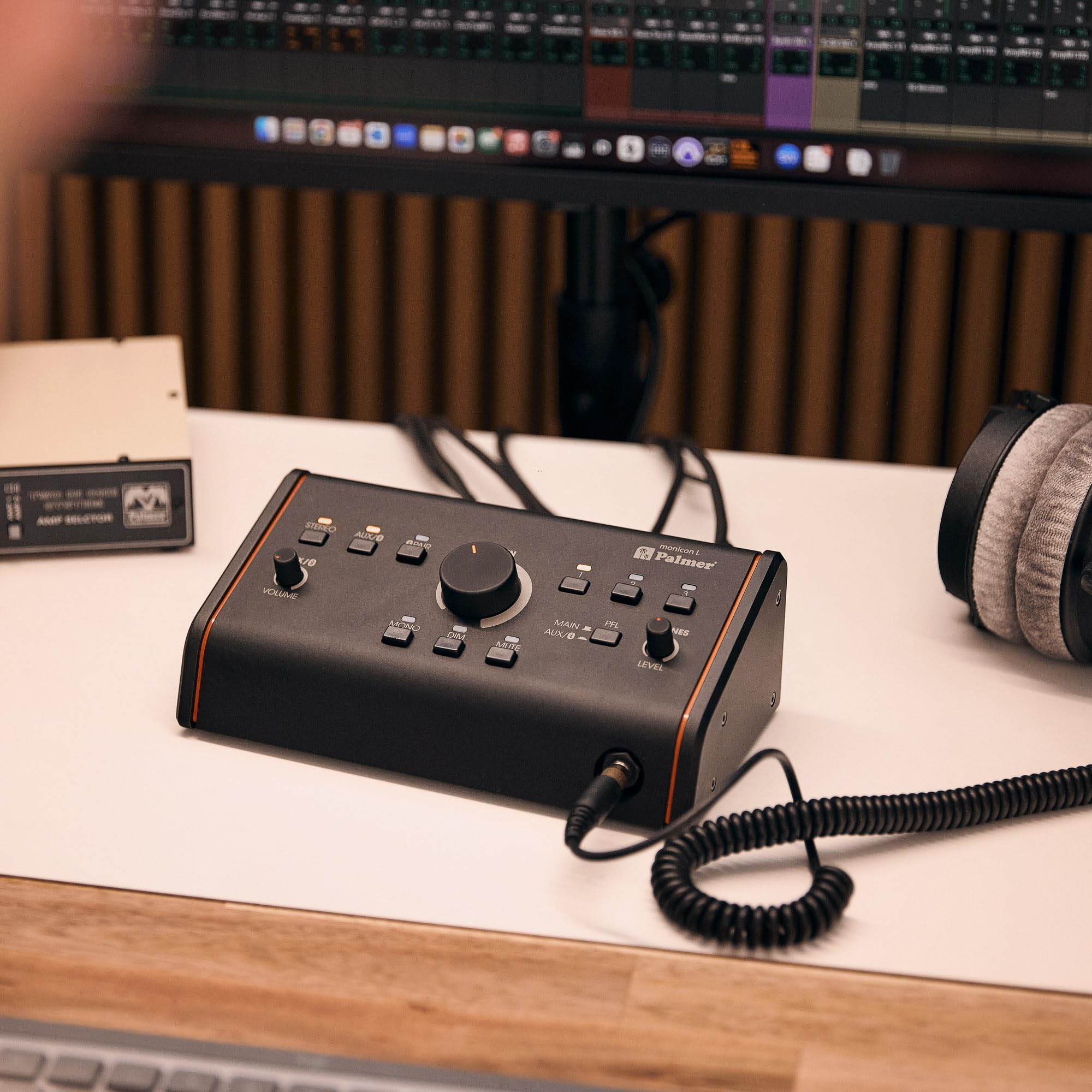 Palmer MONICON L - Aktiver/passiver Studiomonitor-Controller schwarz