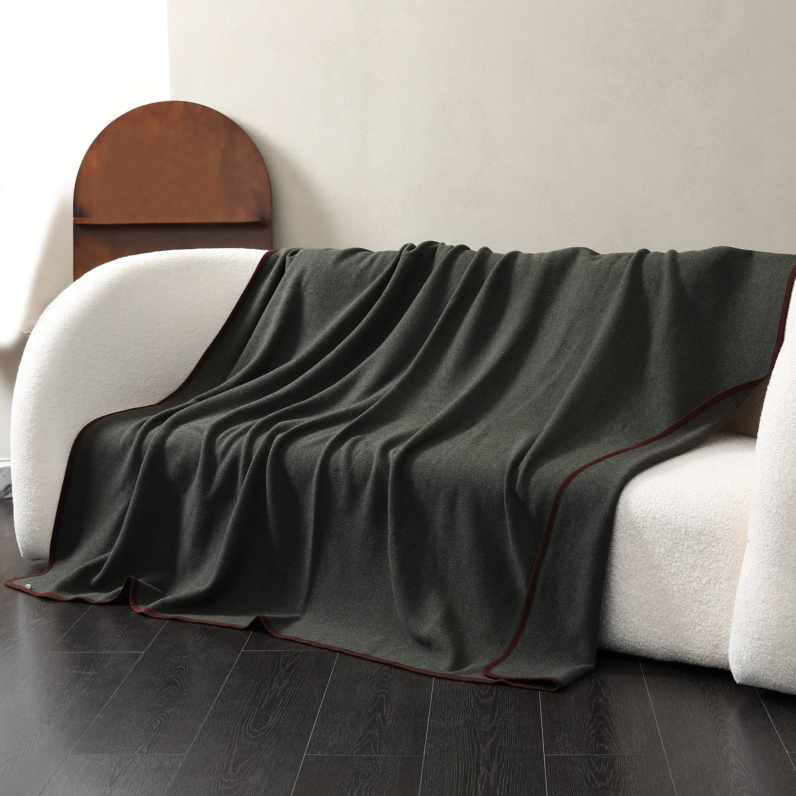 ACUSHLA Couverture Chaude en Laine mérinos - 160 x 200 cm (Laine) - Militaire (Olive)