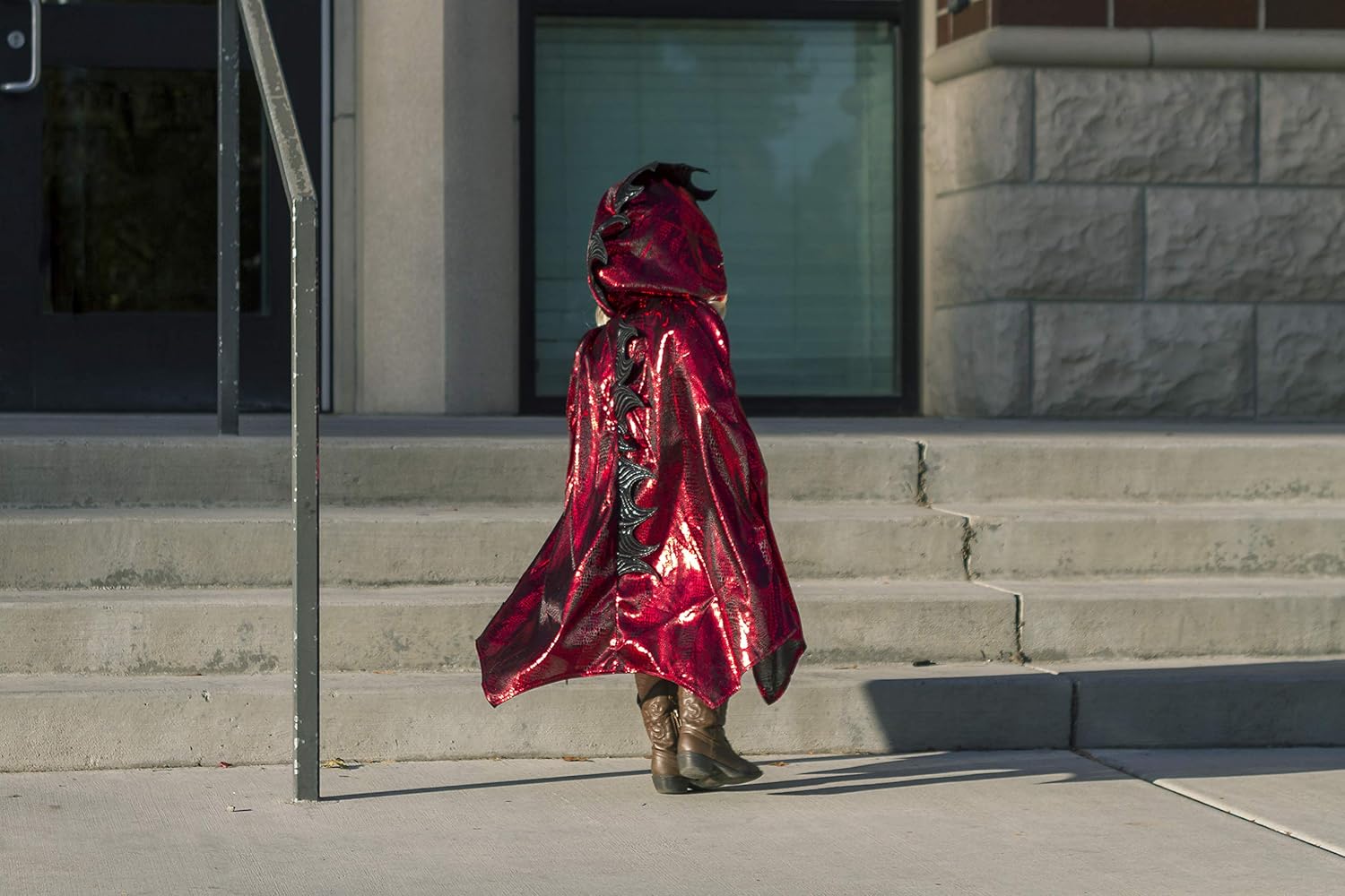 Little Adventures Deluxe Childrens Dragon Cloak Cape Age 3-8 - Image 8