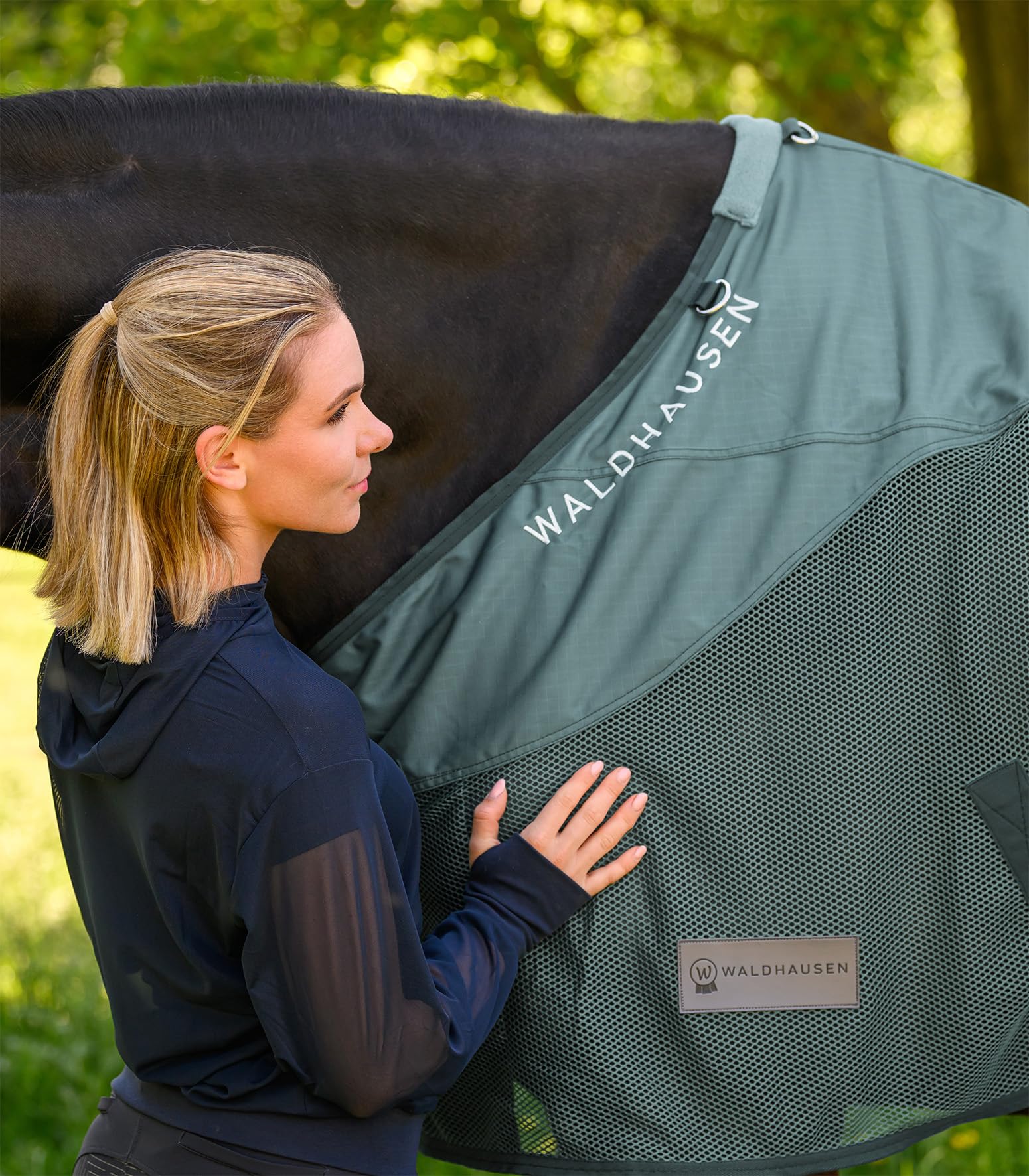 Waldhausen Manta antimoscas para lluvia, 125 cm, color verde pino