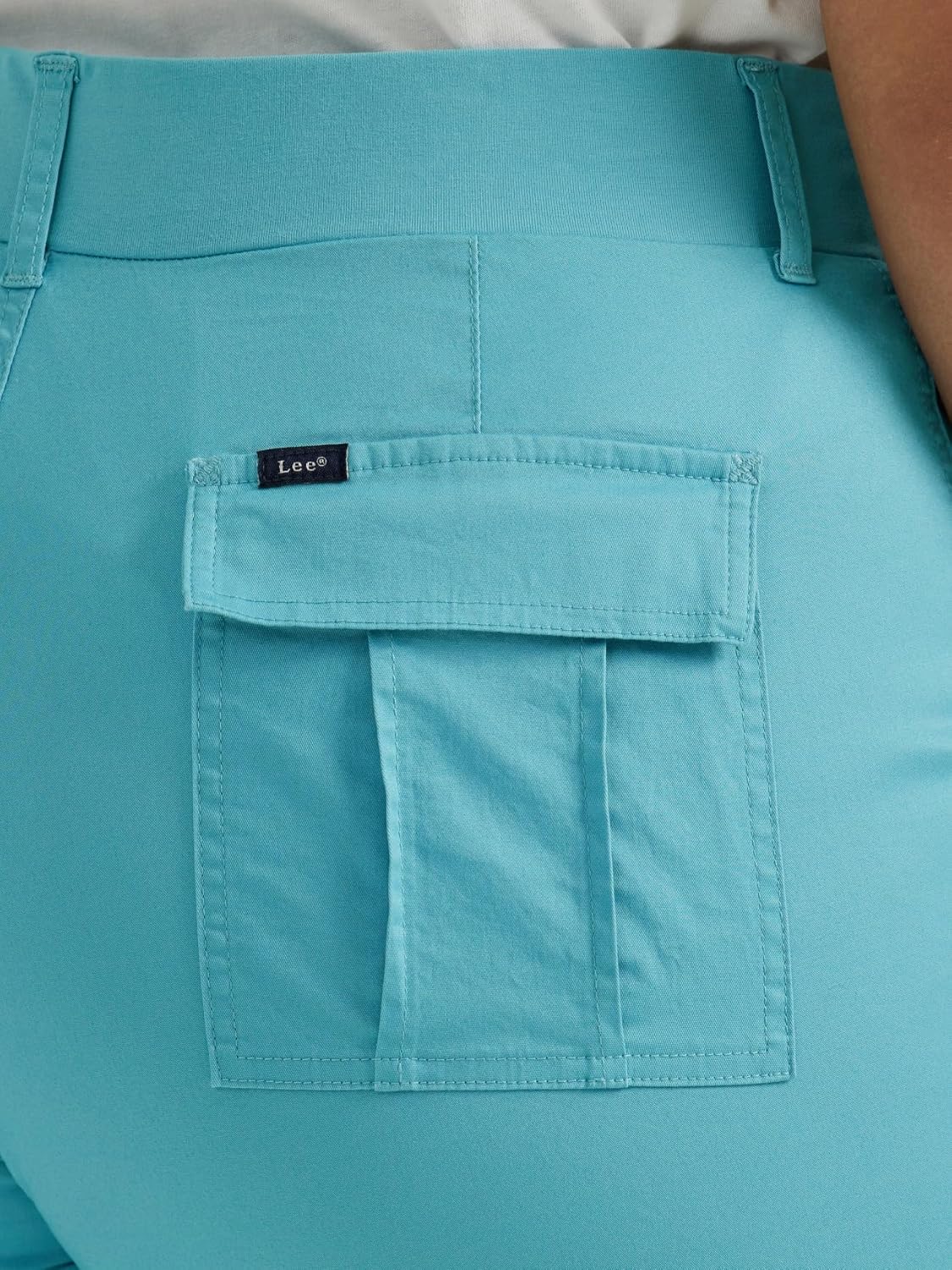 Lee Womens Plus Size Ultra Lux Comfort with Flex-to-go Cargo Capri Pant - Image 4