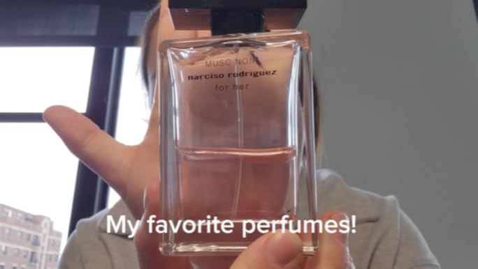 香水(女性用) MUSC NOIR narciso rodriguez for her 100m Musc Noir For Her Narciso Rodriguez 香水- 一款2021年女用香水