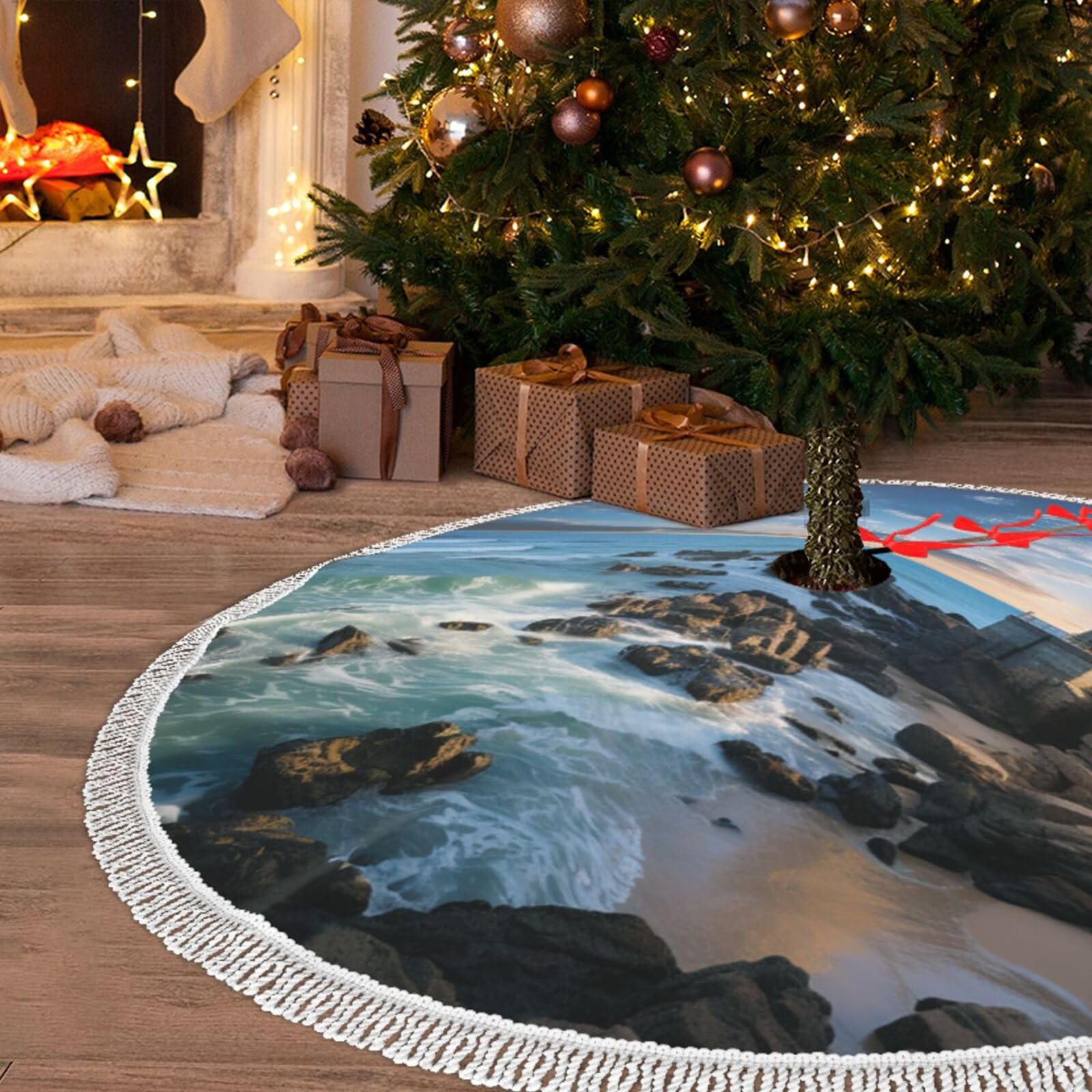 Jupe de sapin de Noël de 122 cm style bord de mer avec pompons pour salon côtier