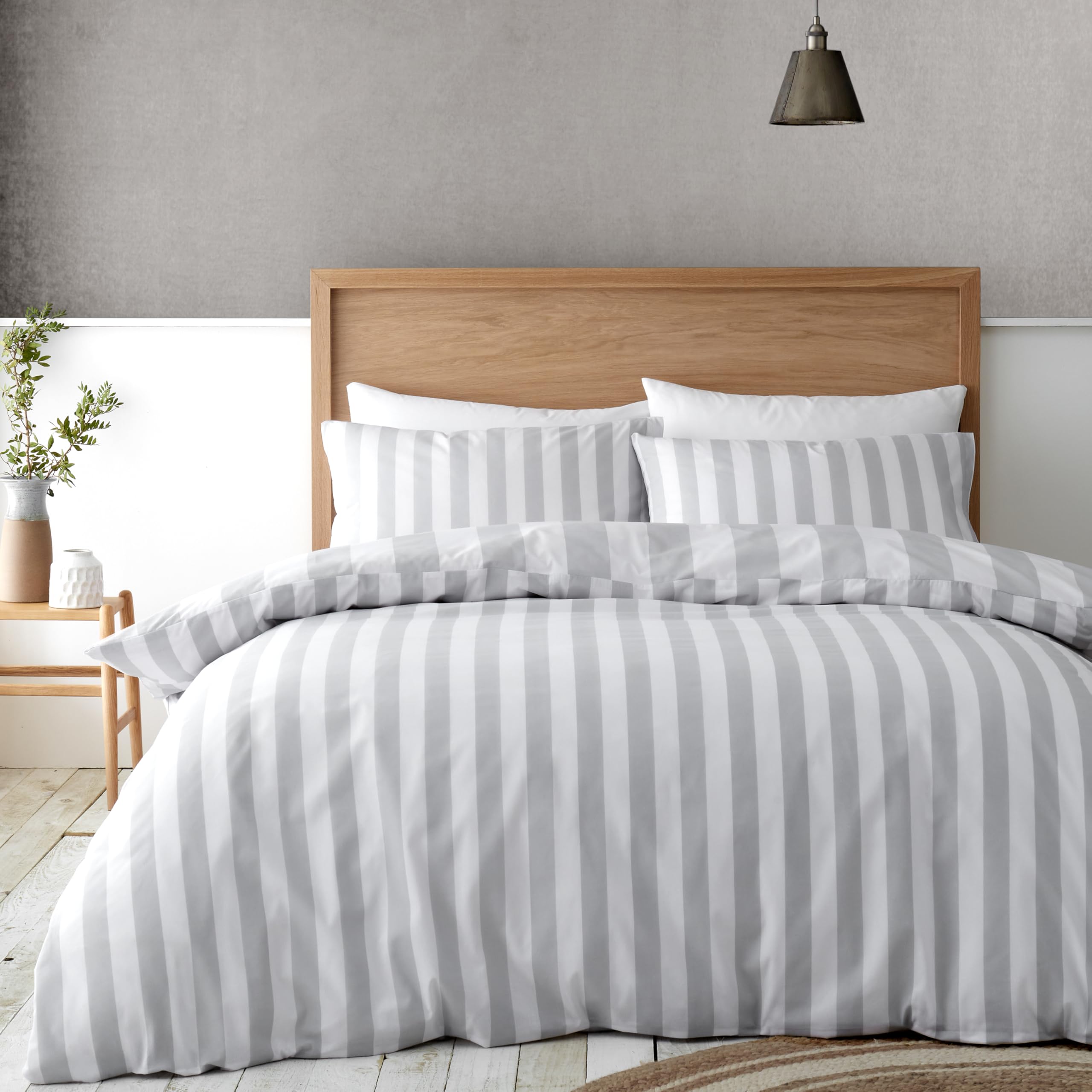 Catherine Lansfield Cove Stripe Reversible Double Duvet Cover Set including Pillowcases Silver Grey - Image 2