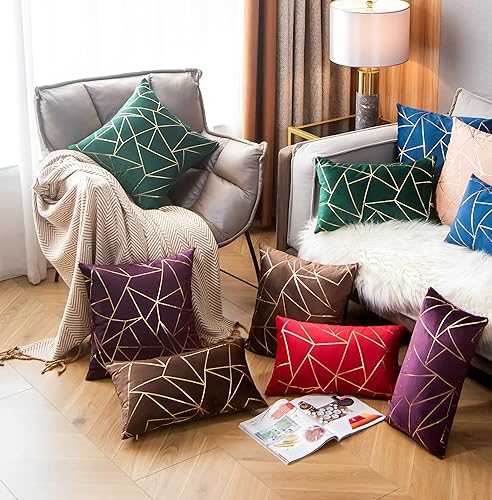 Miniatura 6 de YONGLIU Fundas decorativas de terciopelo para cojines (2 unidades), ultra suaves ideales para Navidad, sofá, dormitorio, automóvil
