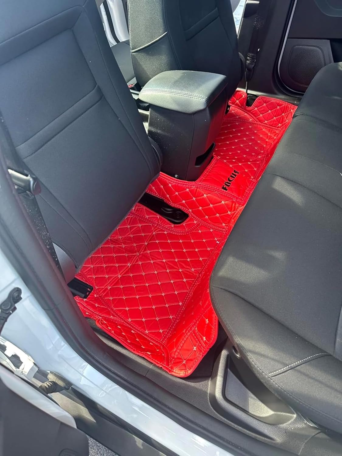 Yaruicar Custom Car Floor Mats for 2002-2026 Cadillac ATS CTS CT6 DTS Escalade Lyriq GT4 Optiq SRX SLS XT4 XT5 XT6 XTS Car Full Coverage Non-Slip Floor Liners (Beige Black Beige)