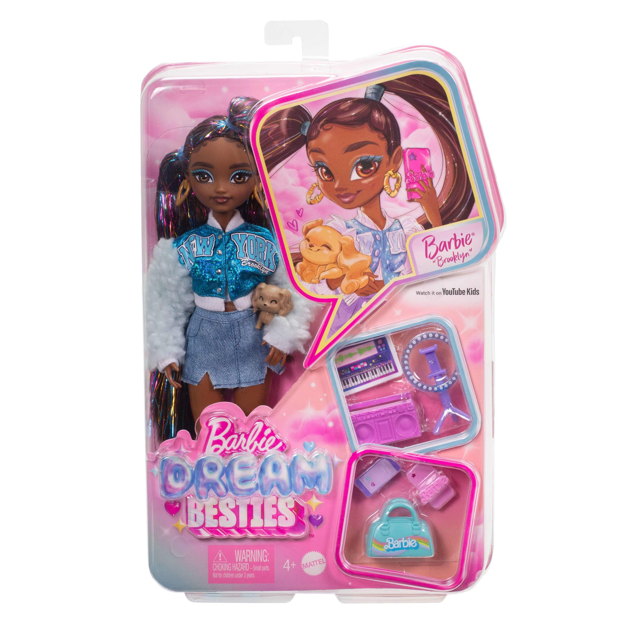Barbie Dream Besties Brooklyn, Muñeca con coletas, falda vaquera y chaqueta beisbolera, radio, aro de luz, mascota y accesorios de moda, juguete regalo para niños y niñas +3 años, HYC22