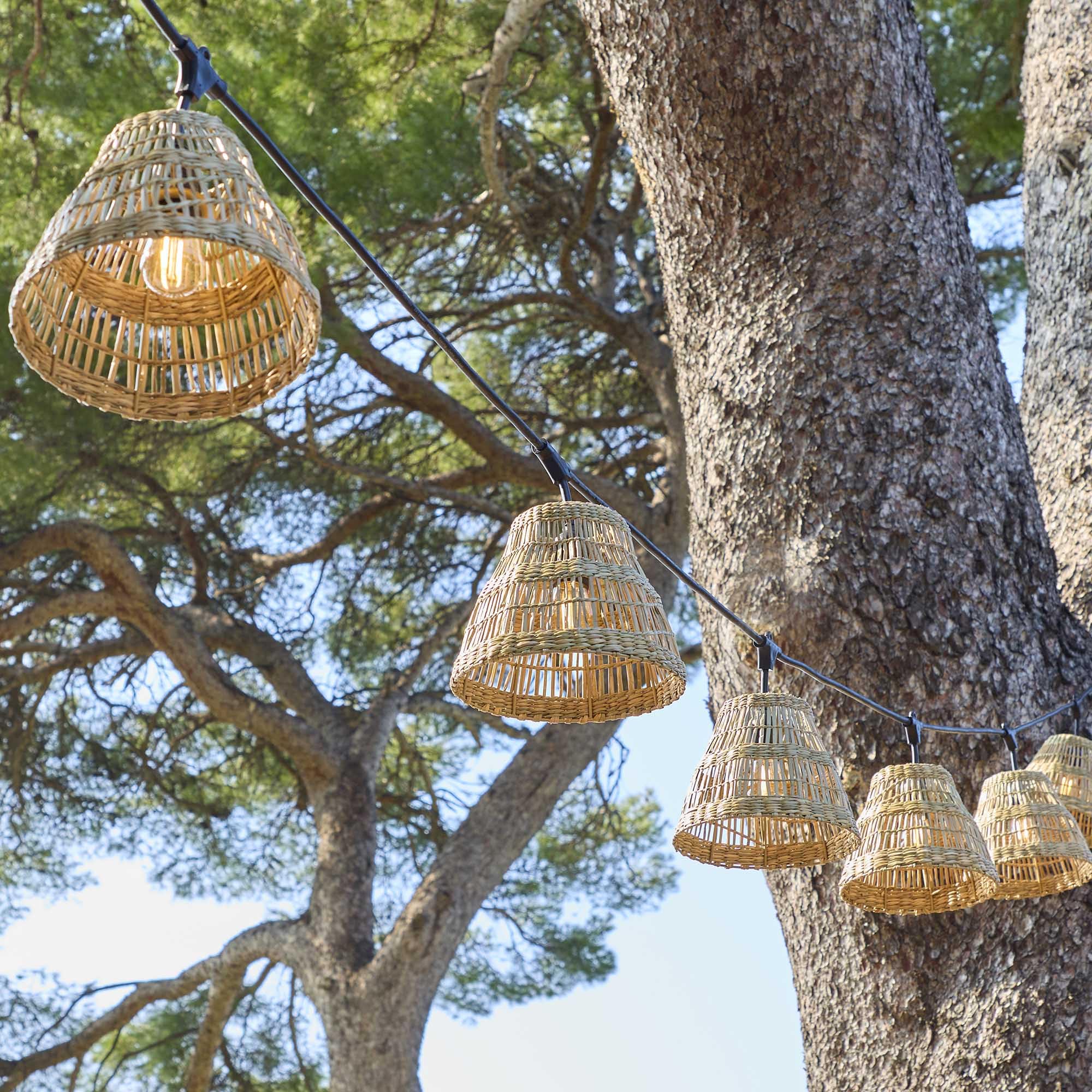 Lumisky Lichterkette mit Lampenschirm aus Seegras im Boho-Stil, 7-flammig, E27-Fassung, warmweiß, 6 m