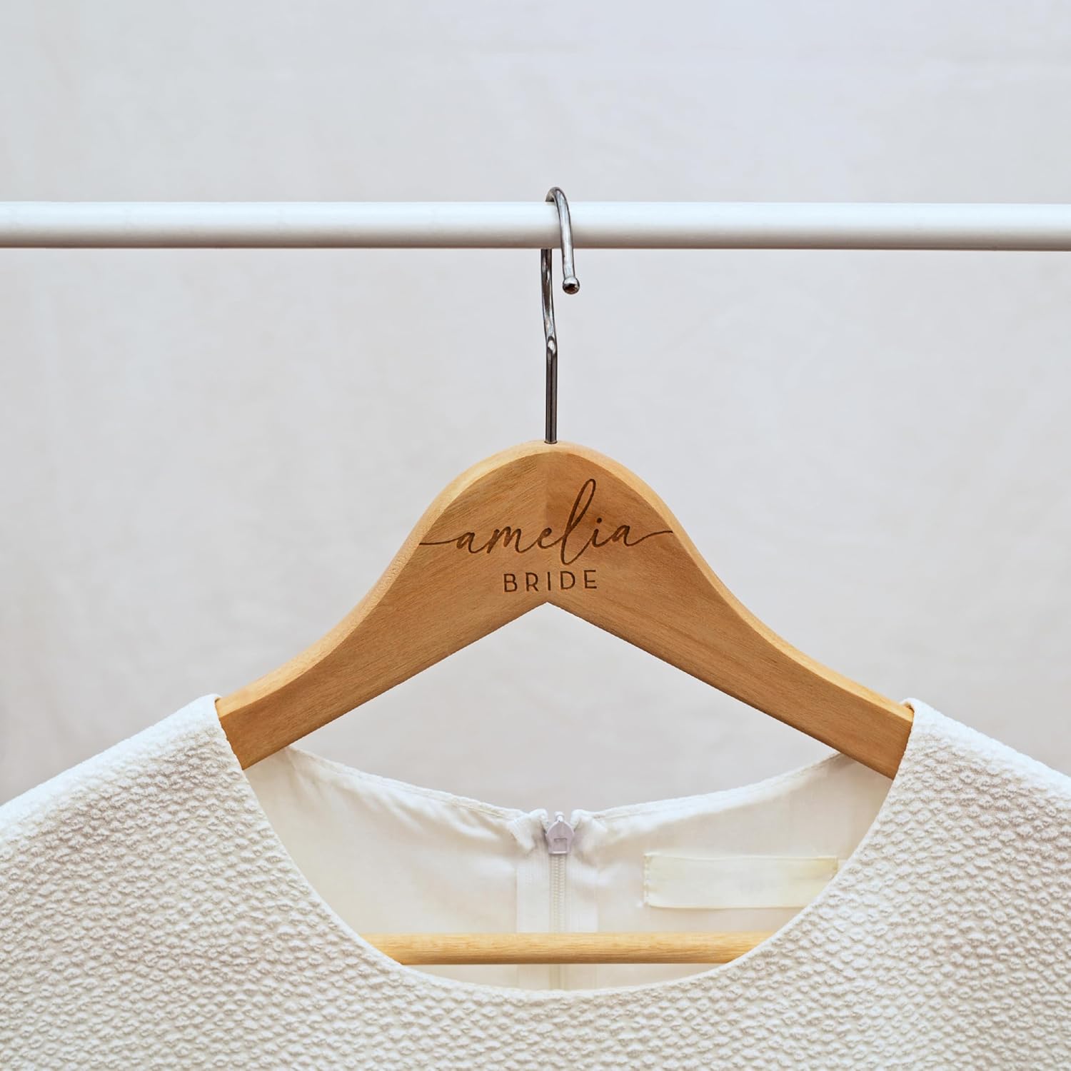 Personalized Bridesmaid Hanr, Wedding Hanrs Custom w/Ne & Title -