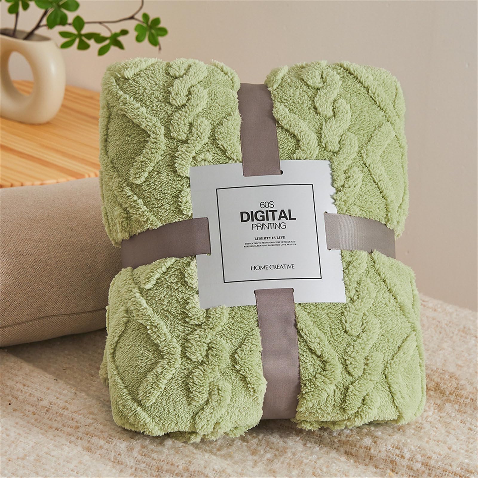 DOTBUY-SHOP Flannel Blanket Soft Throw Blanket, Double-Sided Warm Blankets and Throws, Thickening Throw fit all Season, Versatile Flannel Blankets For Sofas, Bed, Travel (180x200cm,Green)