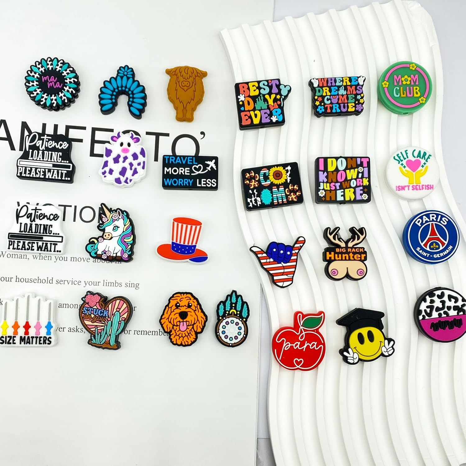 Mama Blessed Nana Animals Autism Focal Silicone Beads Bulk (100pcs of 100 Random Designs) for Pens, Keychain Making, Bracelet