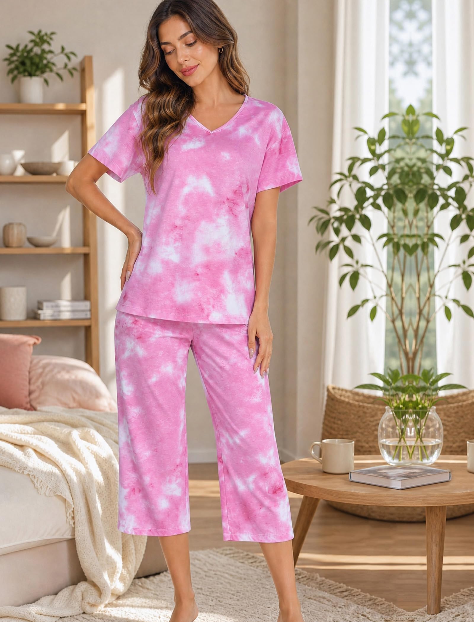 Pigiama da donna a maniche corte e pantaloni lunghi a 3/4, set pigiama
