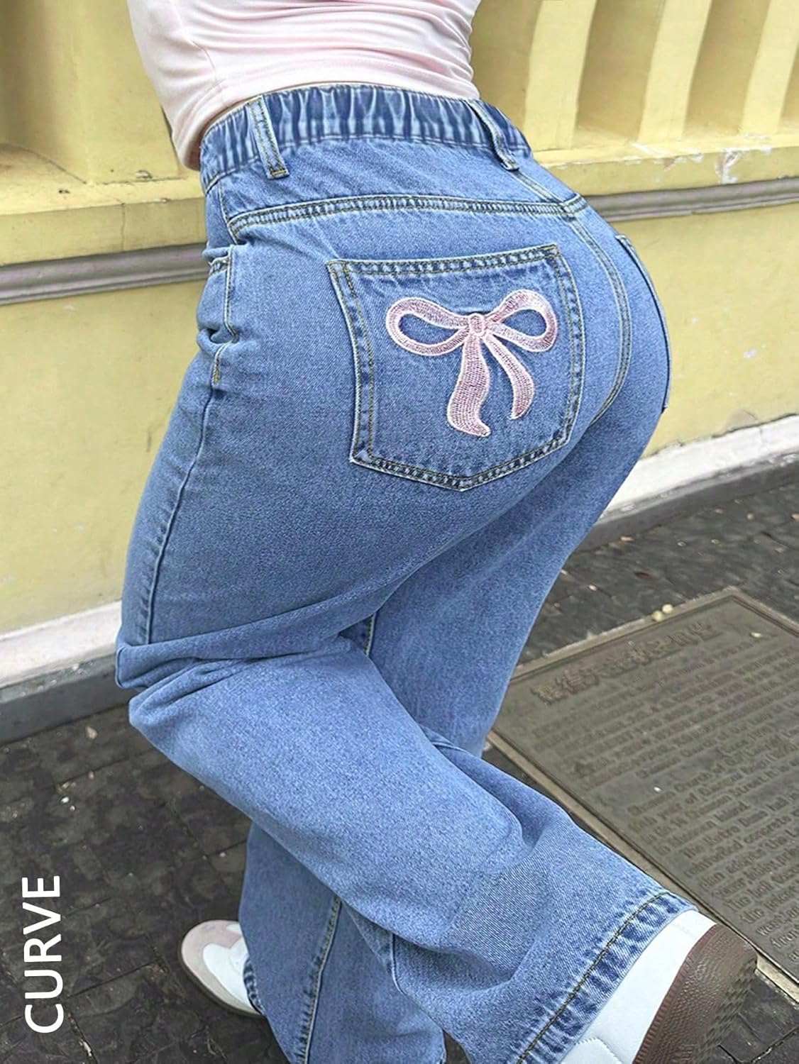 Women's Wide Leg Jeans Y2K Bow Embroidery Denim Pants Mid Waisted Loose Straigh Trouser Cute Boyfriend