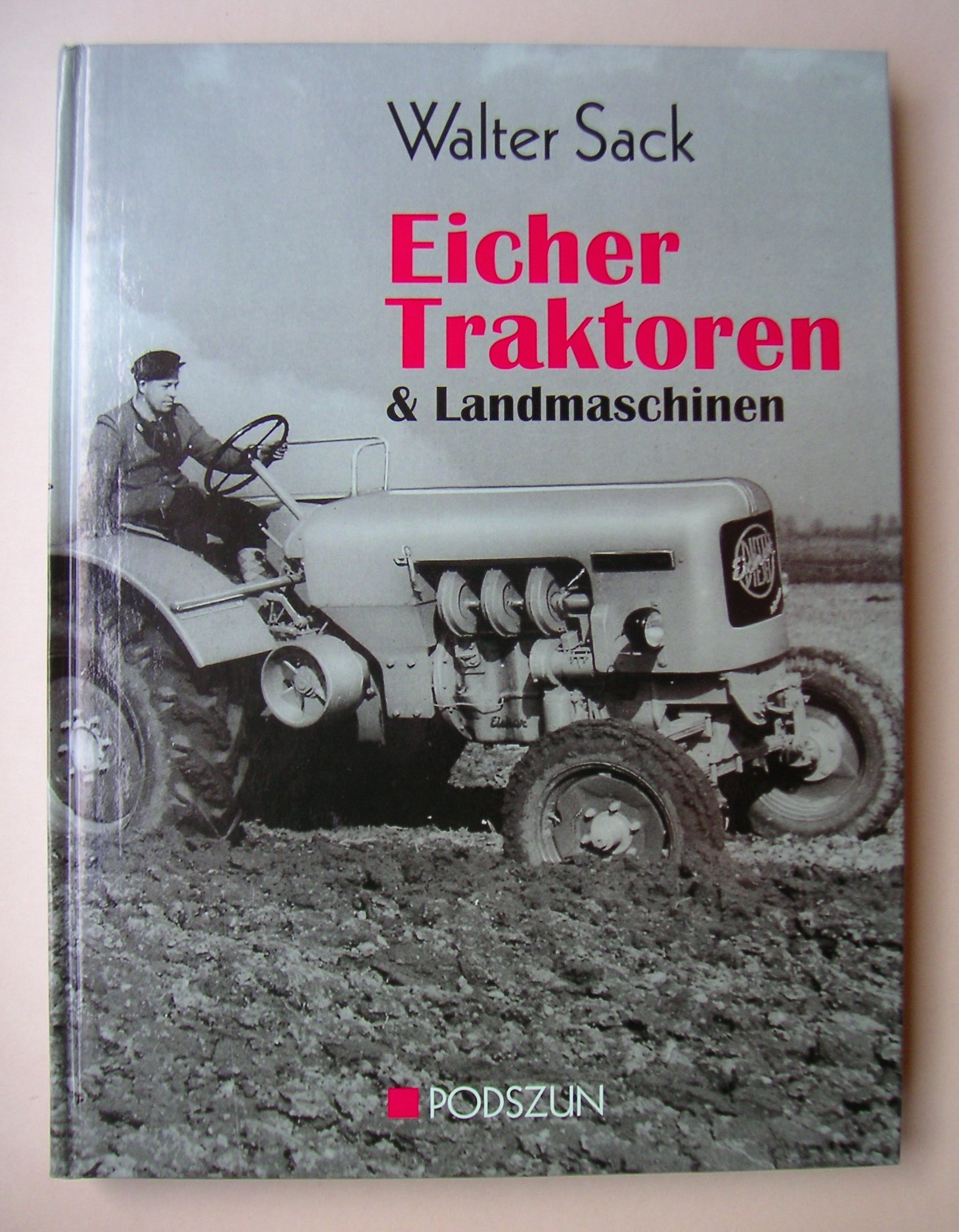 Eicher, Traktoren und Landmaschinen
