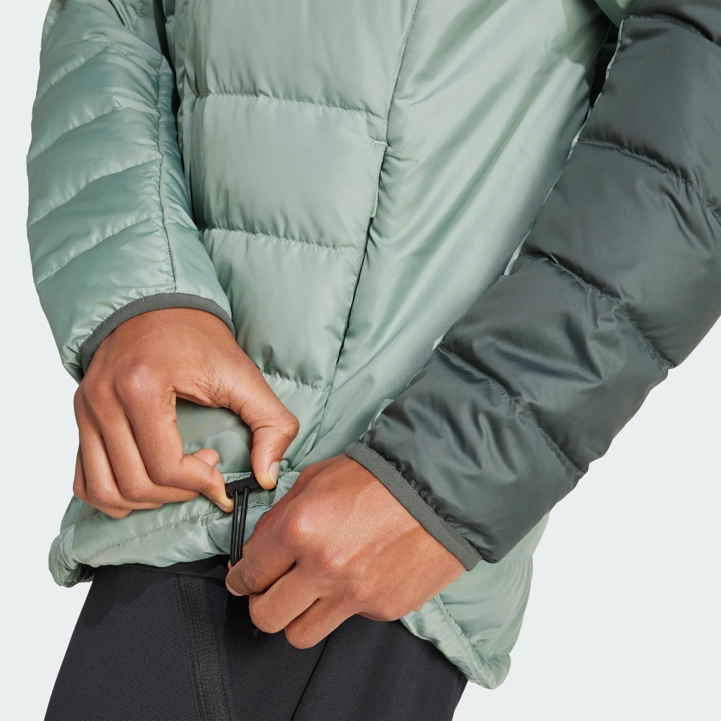 adidas Men's Chaqueta con capucha Terrex Multi Light Down