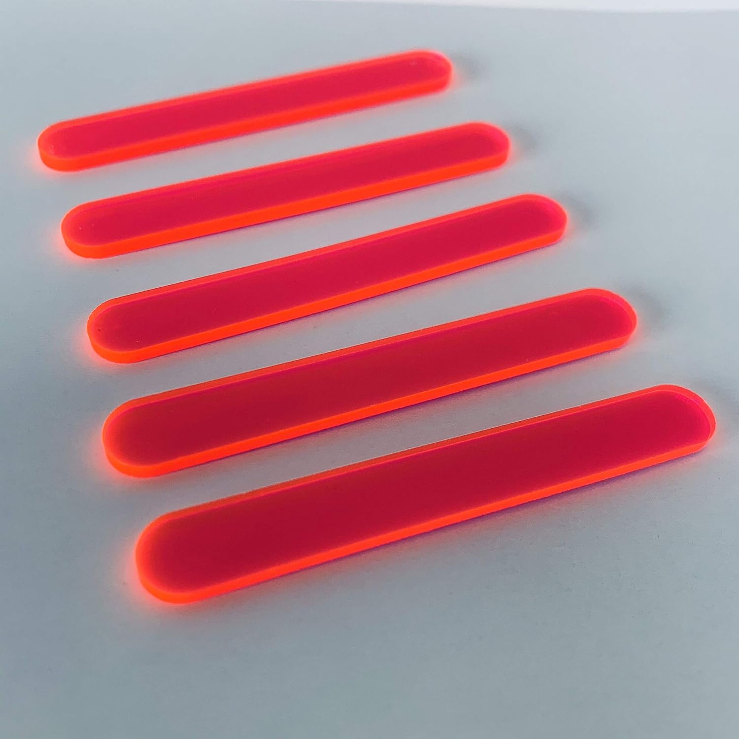 50 Pcs Mini Neon Acrylic Cakesicle Popsicle Sticks for Ice Creamsicle Candy Apple (Neon Green)