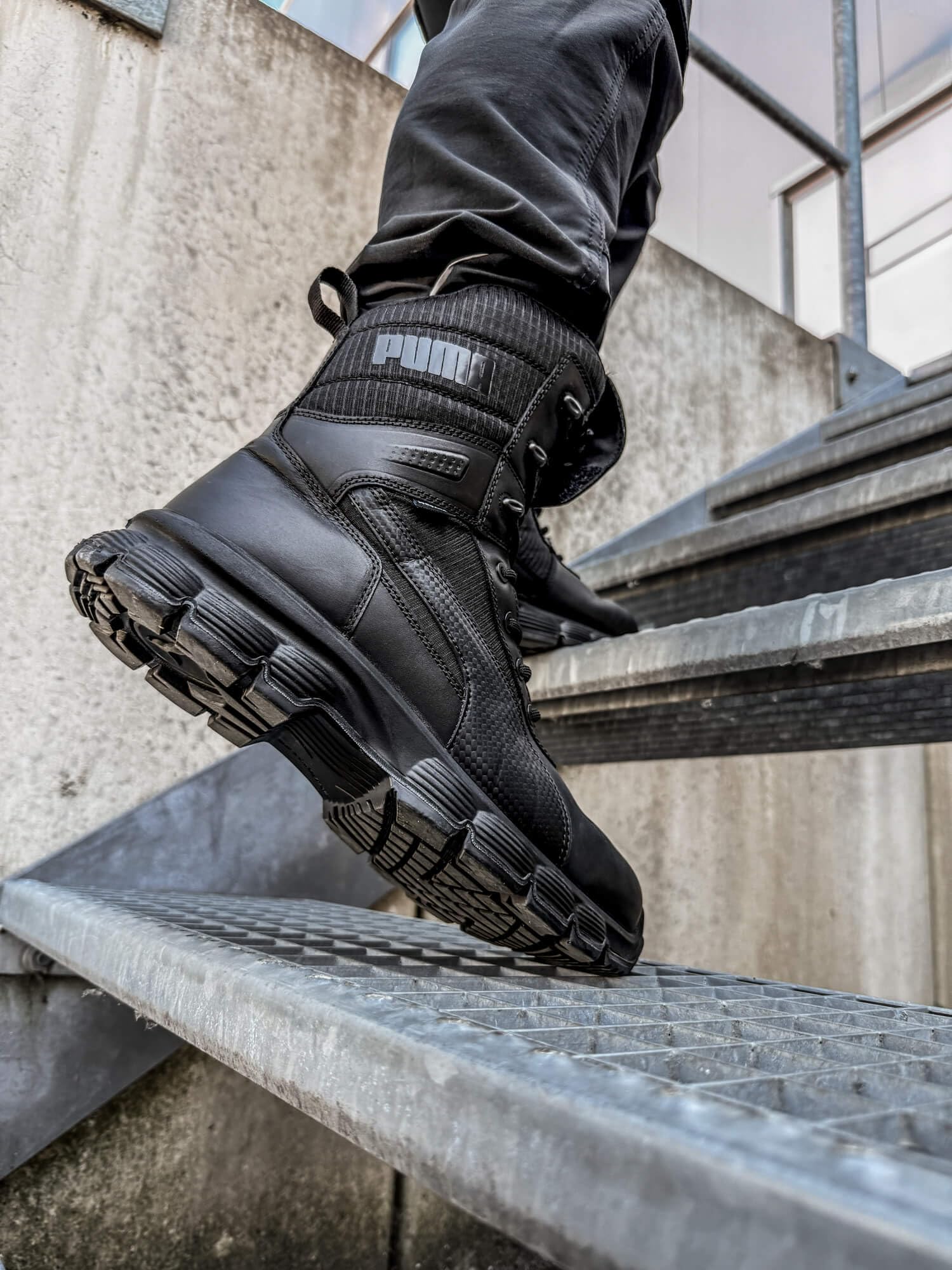 PUMA Safety Kommando RB LR8 - Herren Einsatzstiefel – knöchelhohe Stiefel mit Laufsohle – Bequeme Tactical Boots für Indoor & Outdoor