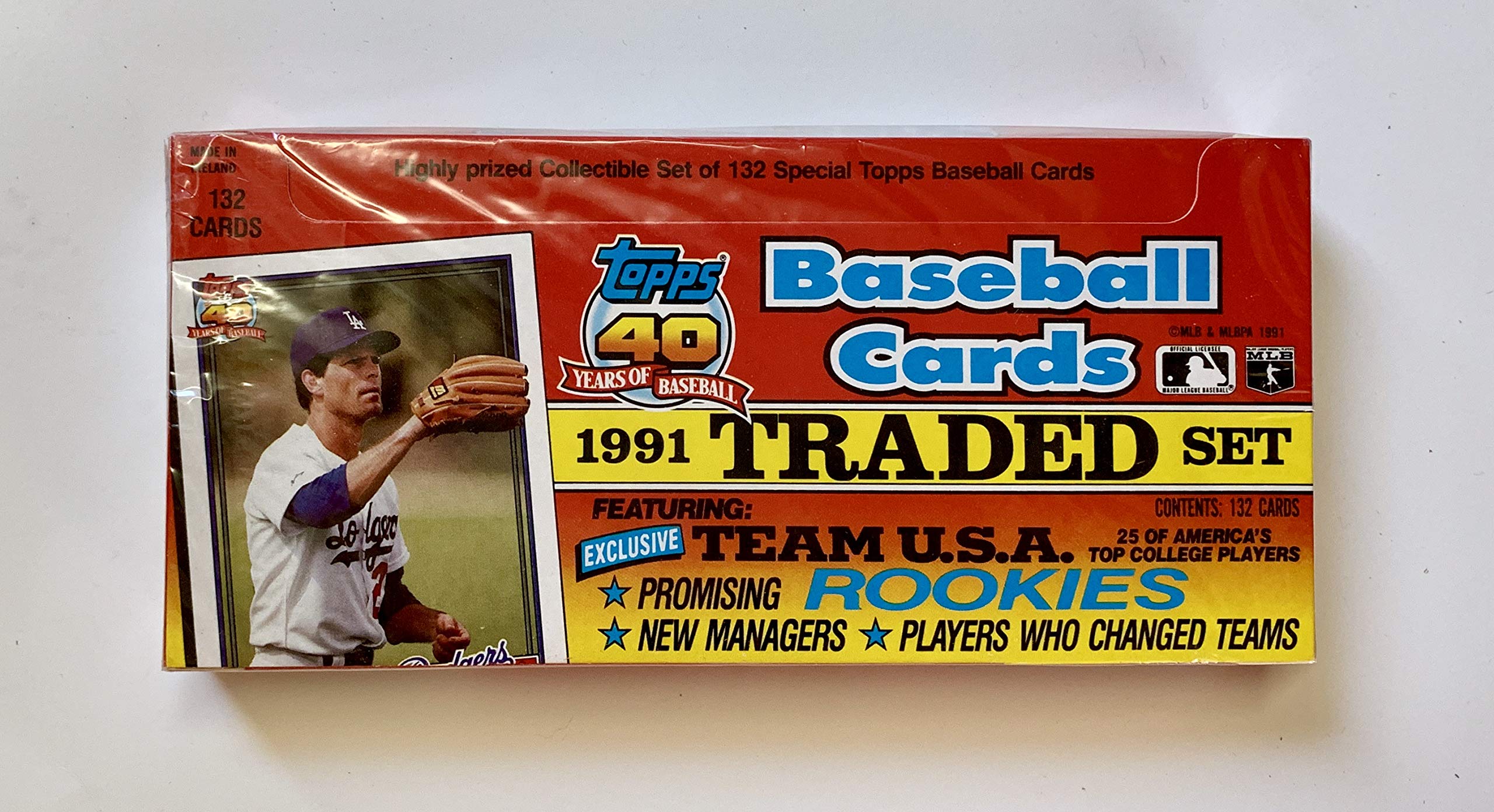 Amazon.com: Topps 1991 Traded Baseball Set 132 Cards - Sealed : Sports &  Outdoors