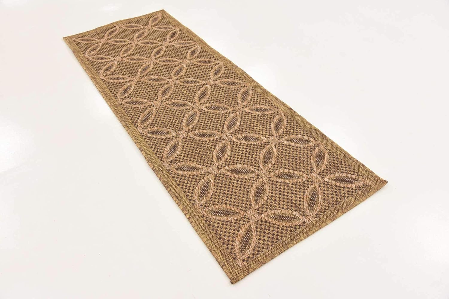 Unique Loom Outdoor Trellis Collection Area Rug - Spiral (2' 2" x 6' 1" Runner, Light Brown/ Brown)