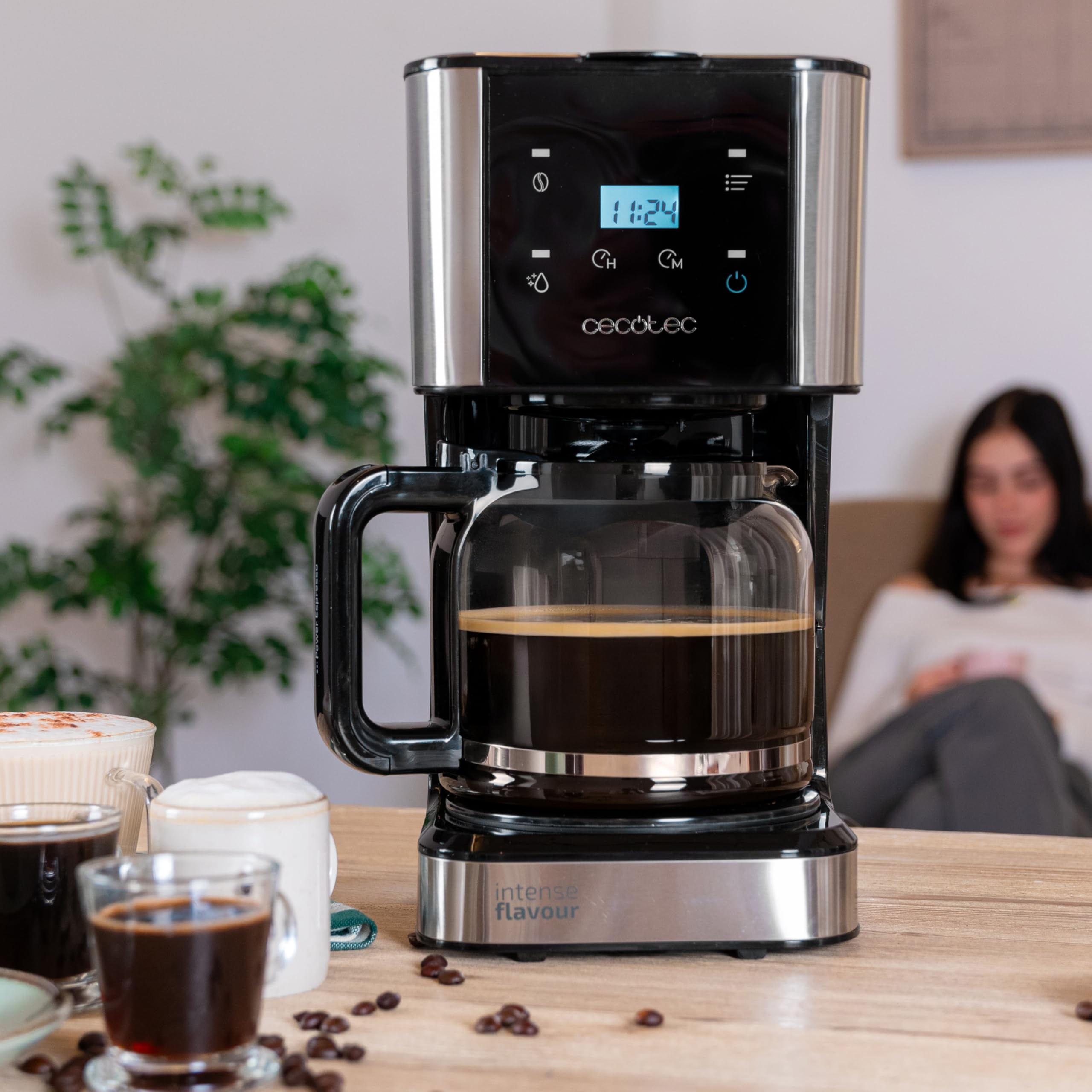 Cecotec Macchina Caffè Americano - Caffettiera a Goccia Coffee 66 Drop & Touch. 950 W, 1,5 L, 12 Tazze, Pannello tattile, Caraffa in vetro, Timer 24h, 6 interruttori, Filtro a rete riutilizzabile