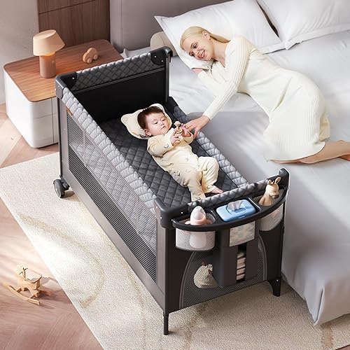Miniatura 2 de Cuna 4 en 1, para empacar y jugar, cuna de noche, moisés con cambiador de pañales, mosquitera, almacenamiento inferior y barra de juguetes para